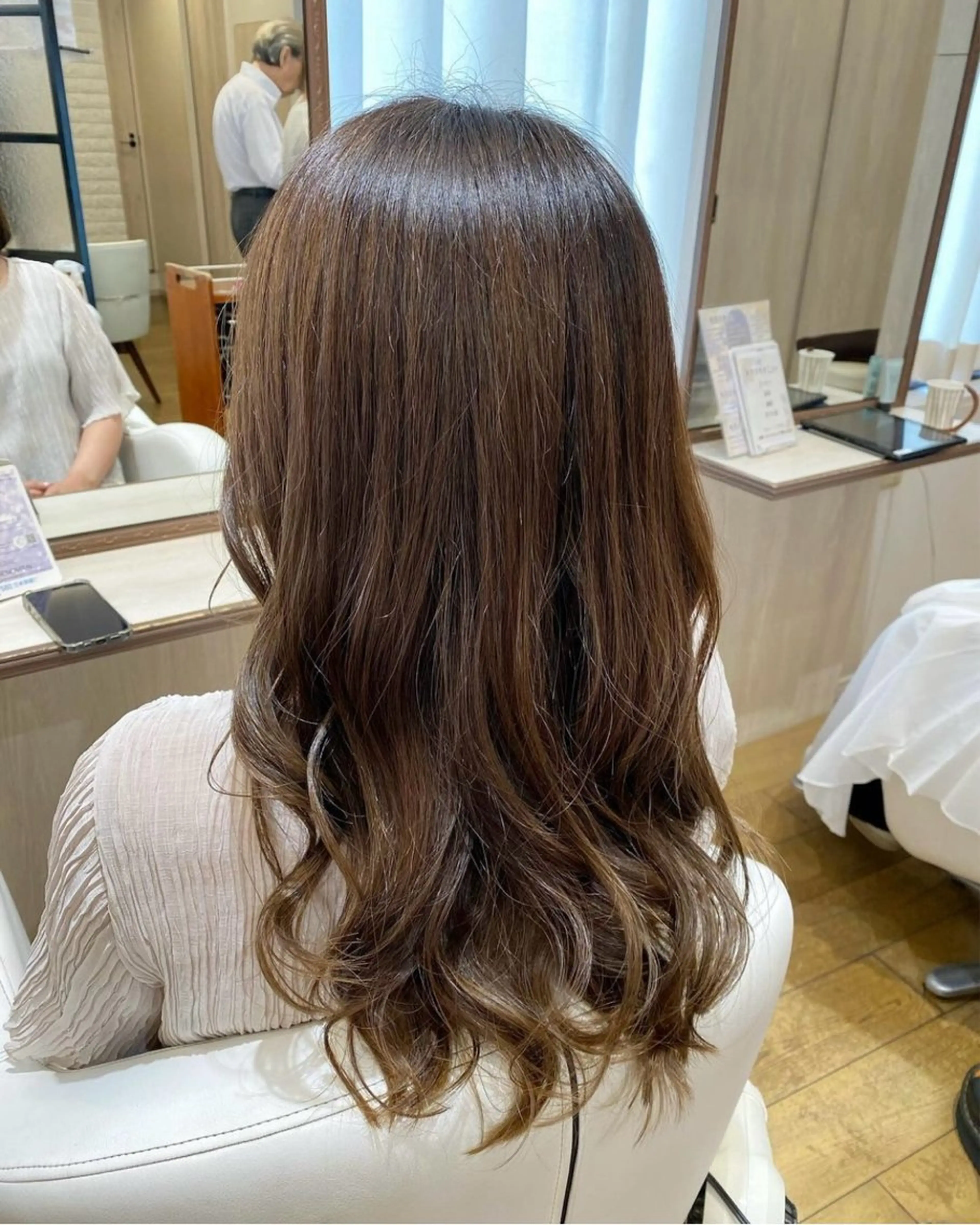 ロング カット ヘアカラー トリートメント ヘッドスパ 艶感🫧透明感カラー YUKARIのヘアスタイル