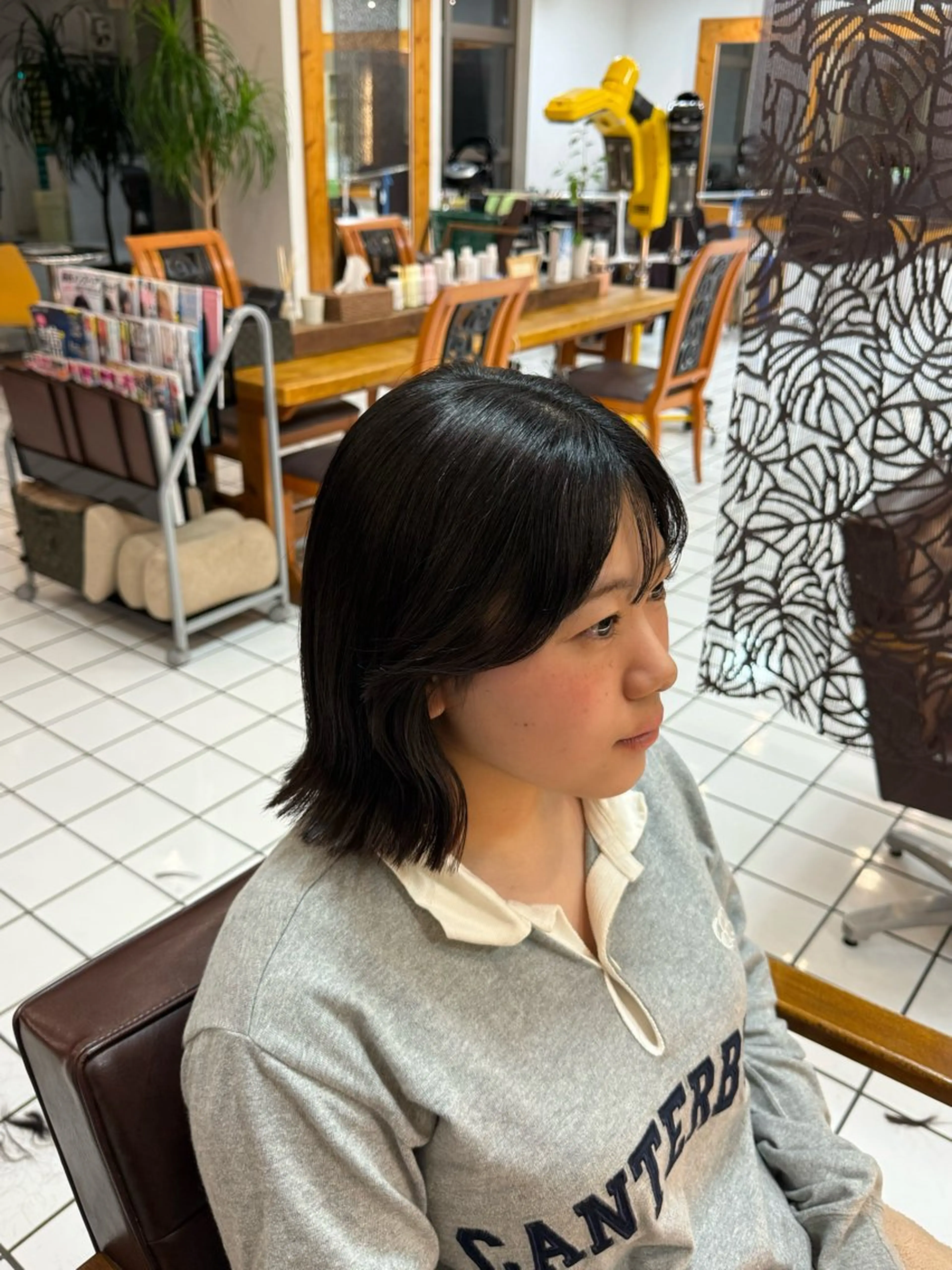 ショート ボブ くびれヘア 顔周りカット レイヤーカット 池田 菜々美のヘアスタイル