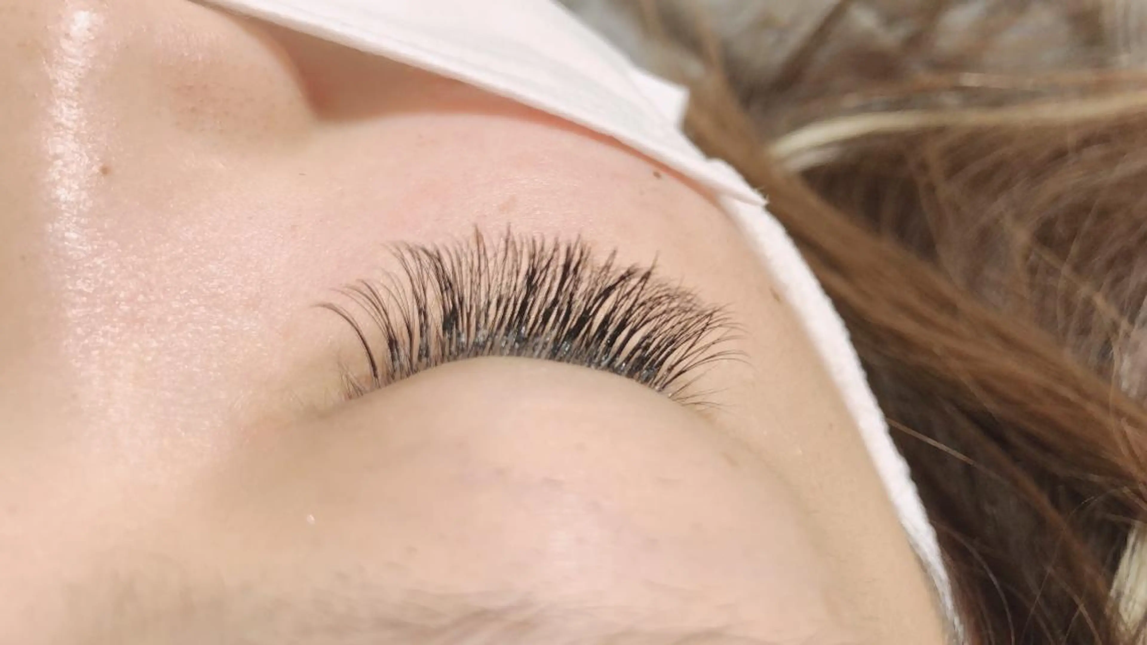 マツエク・マツパ emi ...の眉毛・アイブロウイメージ