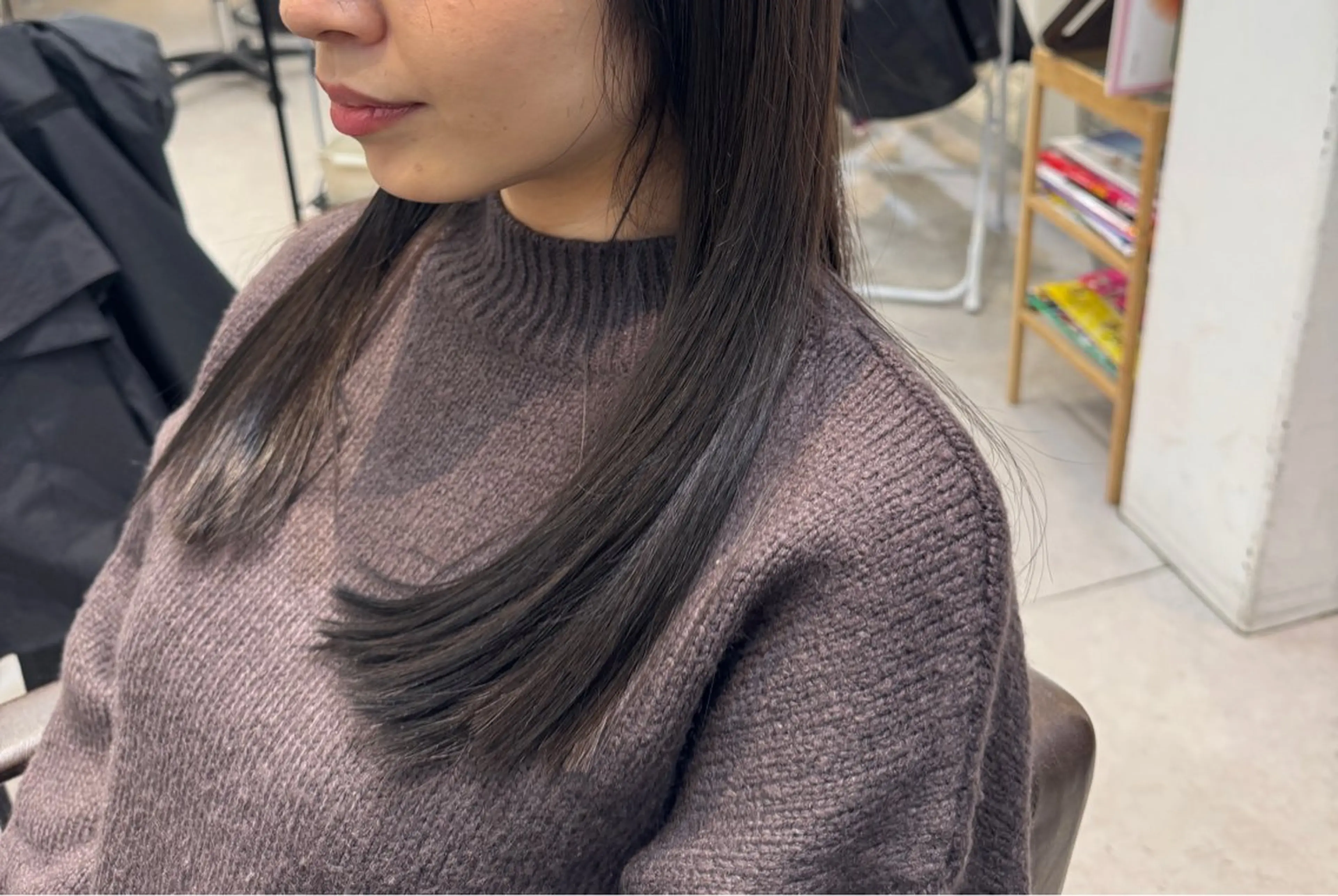 ミディアム カラー アッシュ アッシュグレー トリートメント Dxxxx III所属・似合う髪型が 分からない方へのヘアスタイル