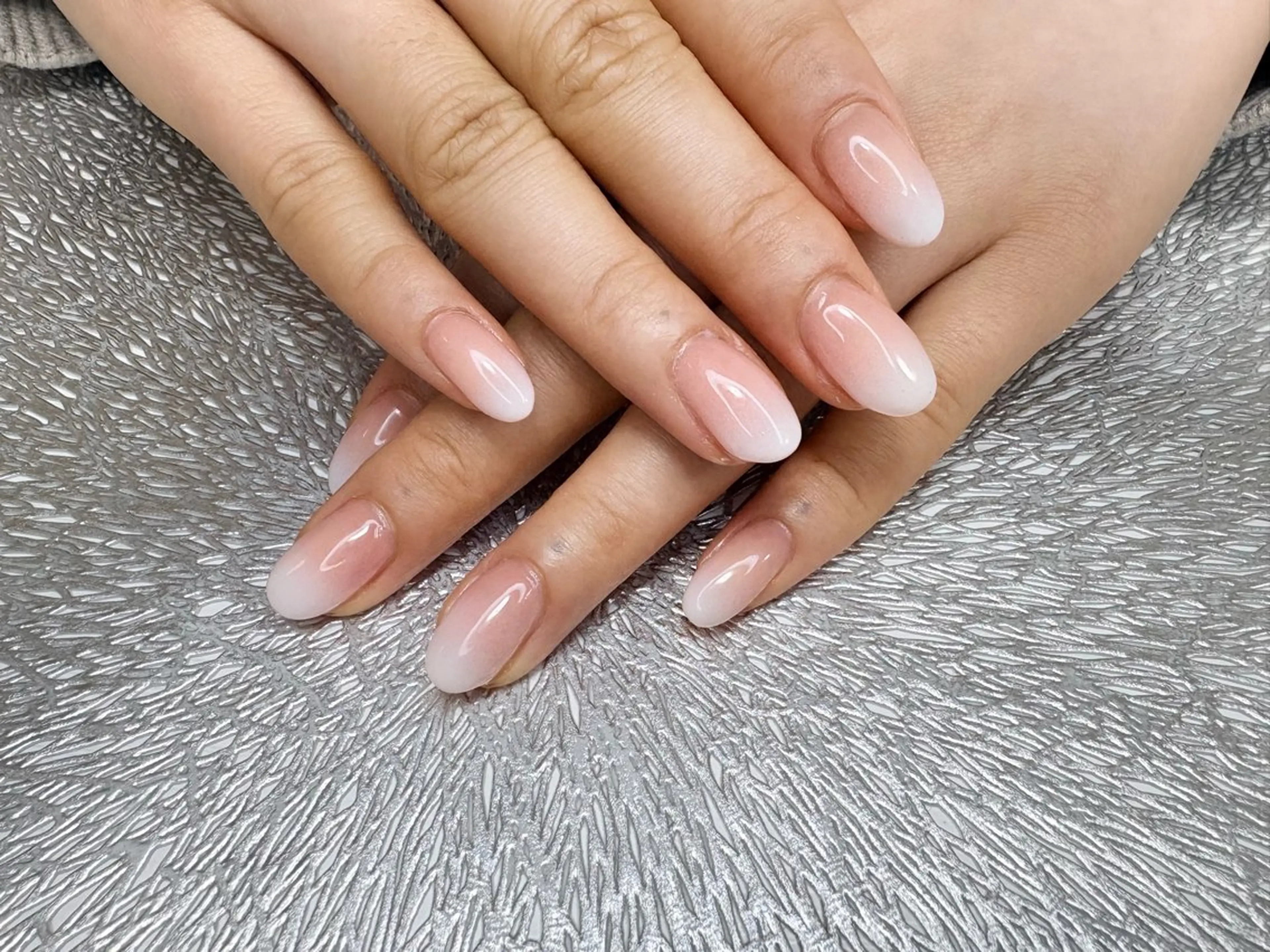 ネイル フットネイル ジェルネイル グラデーション ラメ(グリッター) マグネットネイル ハンドネイル ハンドケア ♡Bivi♡自爪に 優しいネイルサロンのネイルデザイン