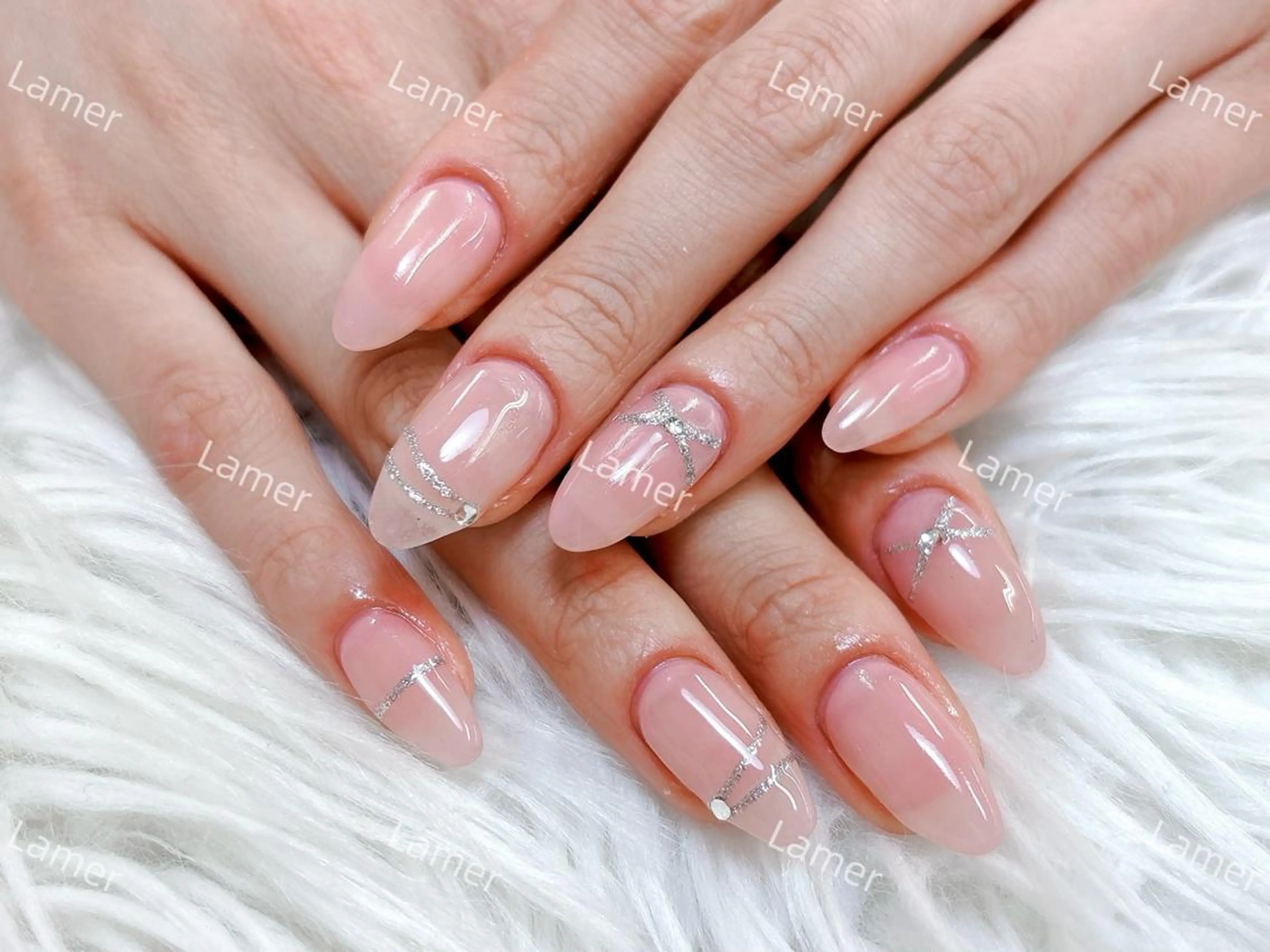 ネイル 🌻 Momoko_のネイルデザイン