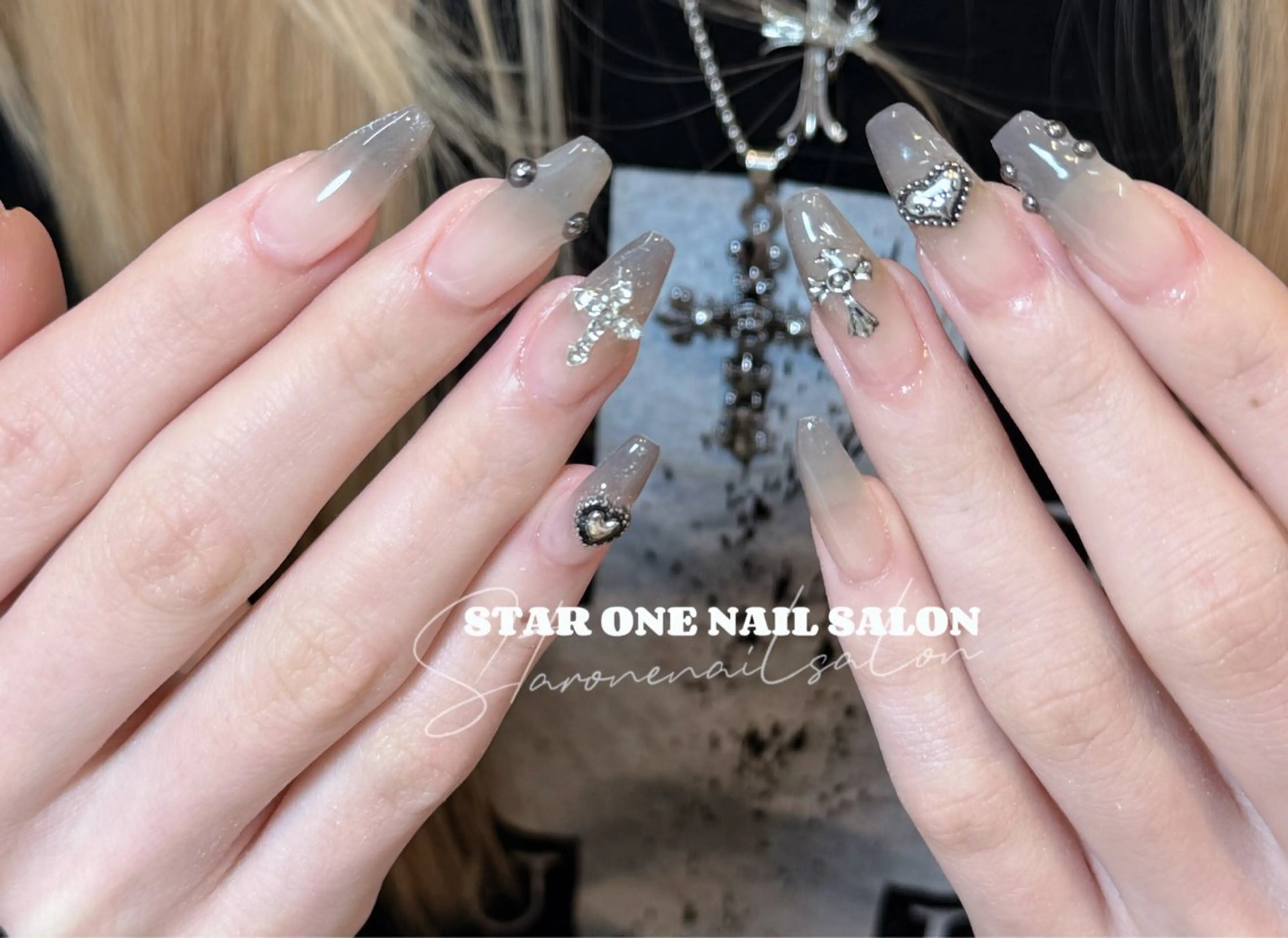 ネイル ハンドネイル 星 あみのネイルデザイン