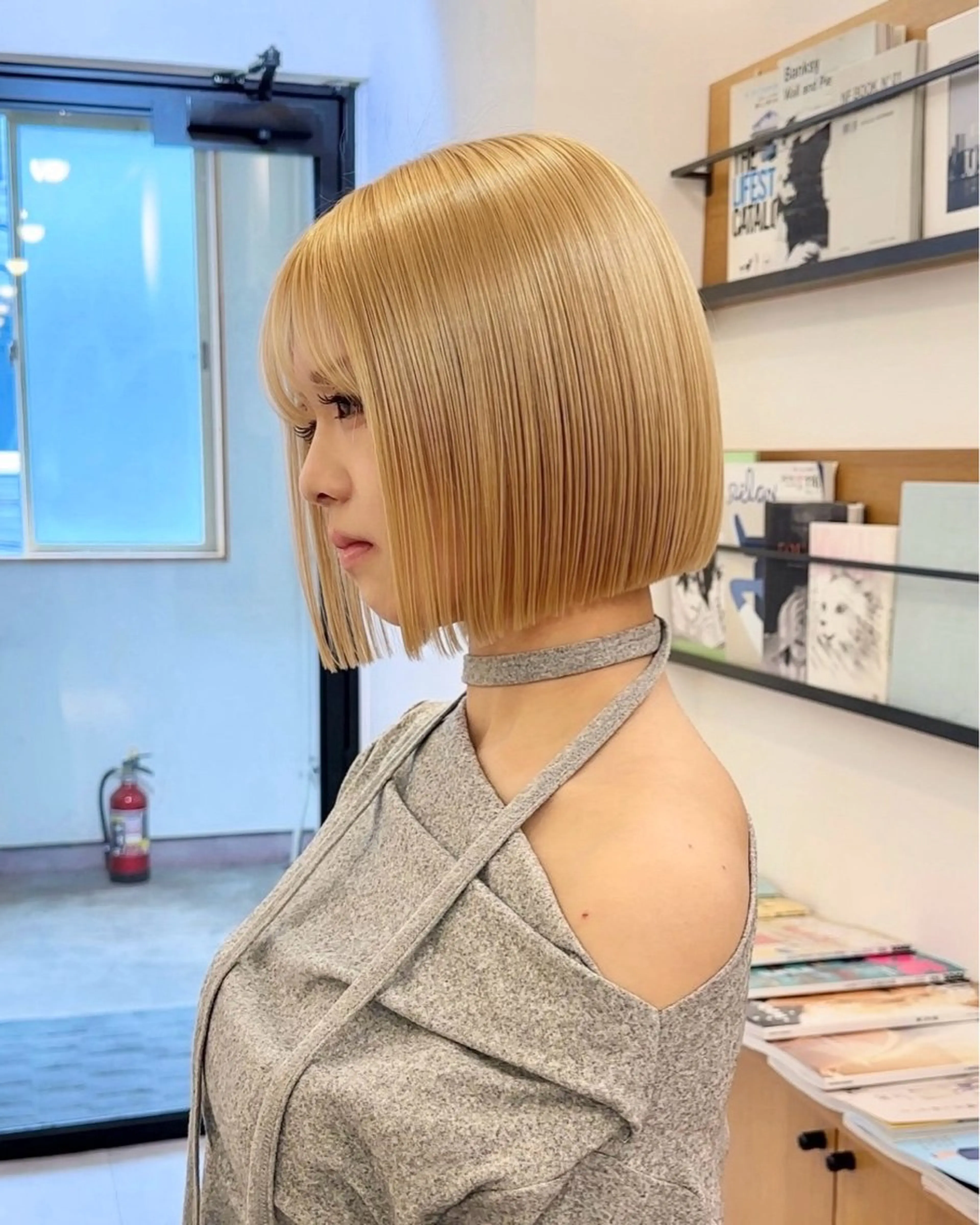 ショート カラー ブリーチ ハイトーンカラー ボブ カット ヘアカラー トリートメント 似合わせボブ/ハイ トーン/hisatoのヘアスタイル