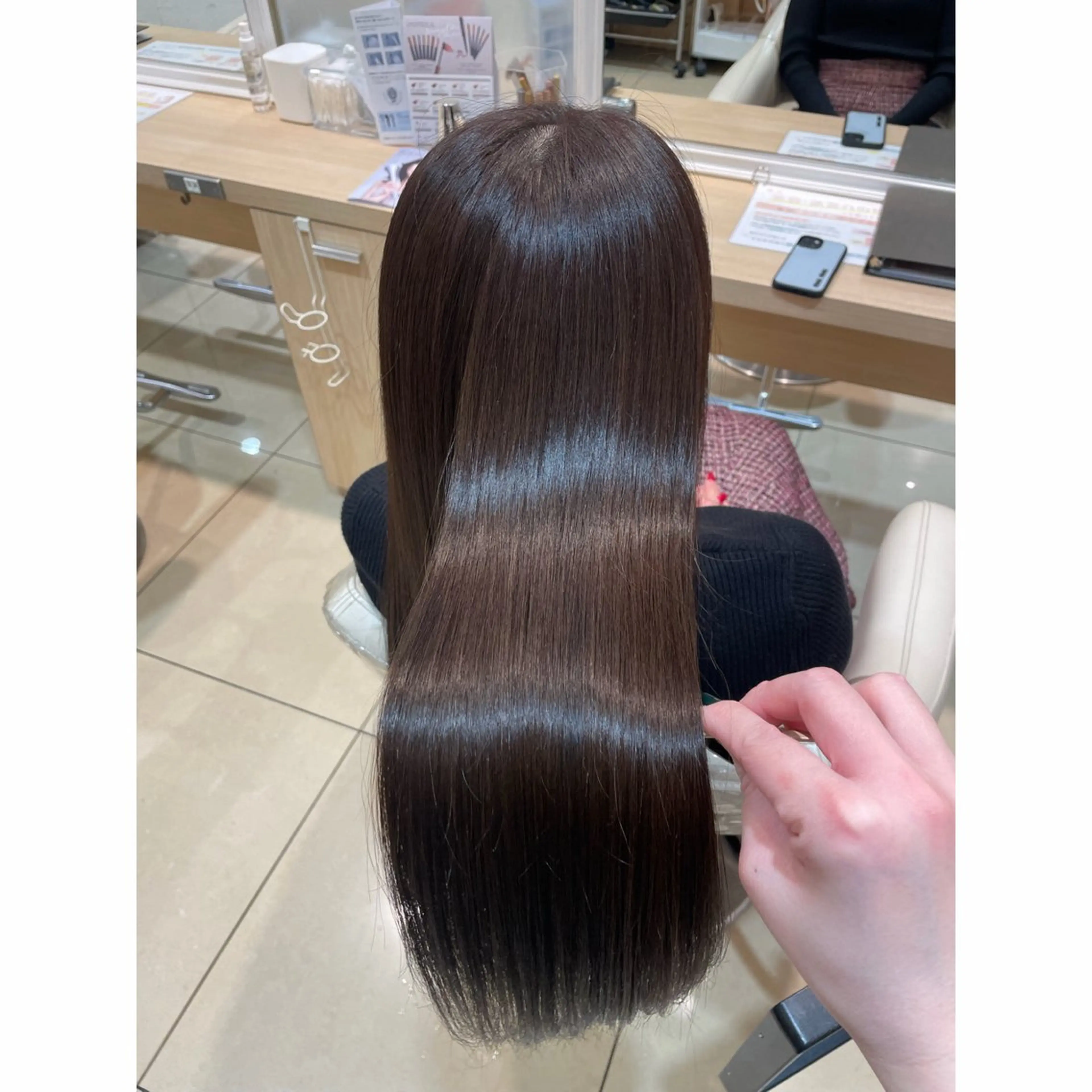 ロング カラー ベージュカラー ブラウンカラー ロング ヘアカラー トリートメント ☆Ash中目黒 浦野遥☆*。のヘアスタイル