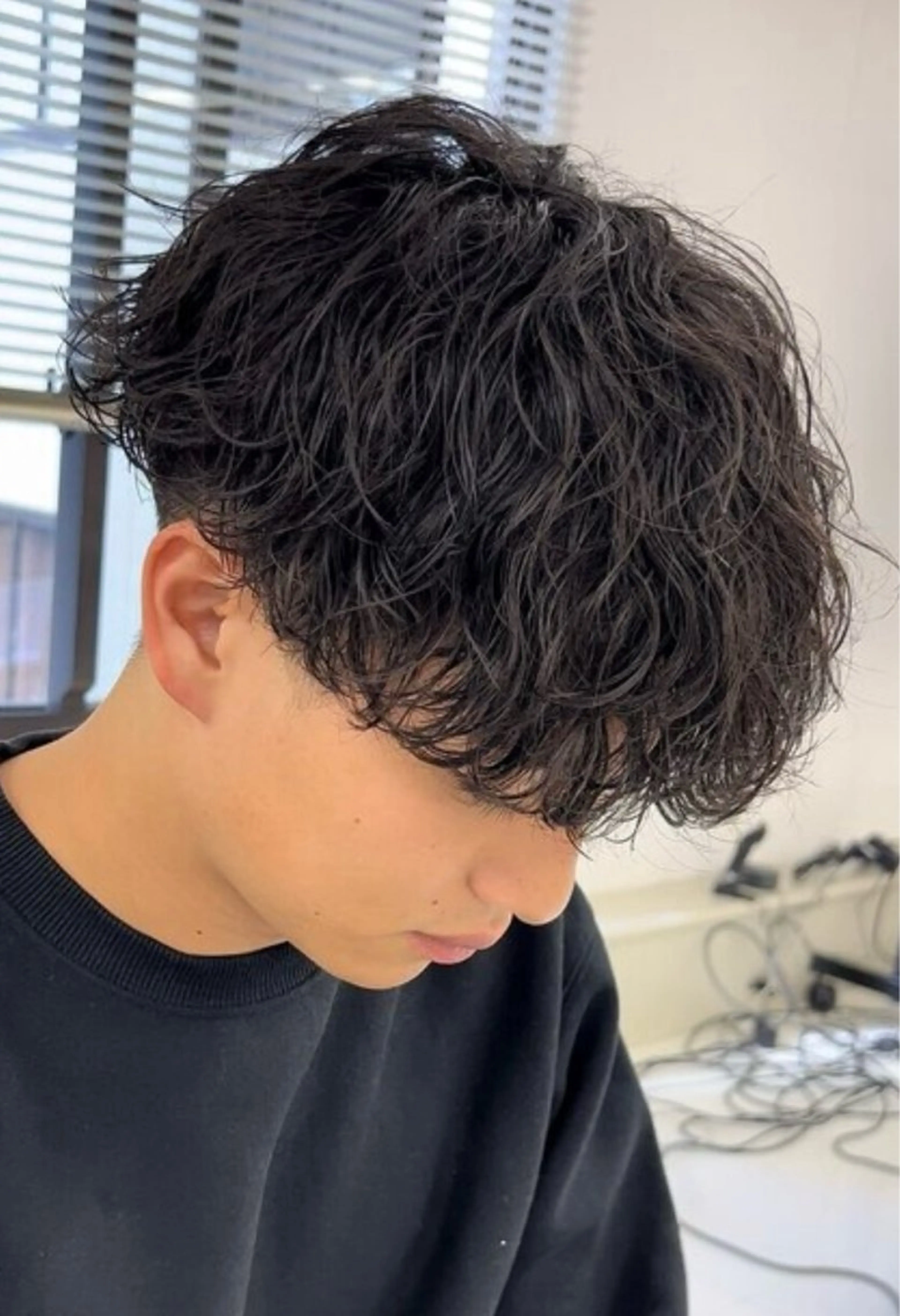 パーマ メンズ メンズパーマ 波巻きパーマ スパイラルパーマ カット パーマ fifth栄|波巻き 職人🌀ゆうとのヘアスタイル