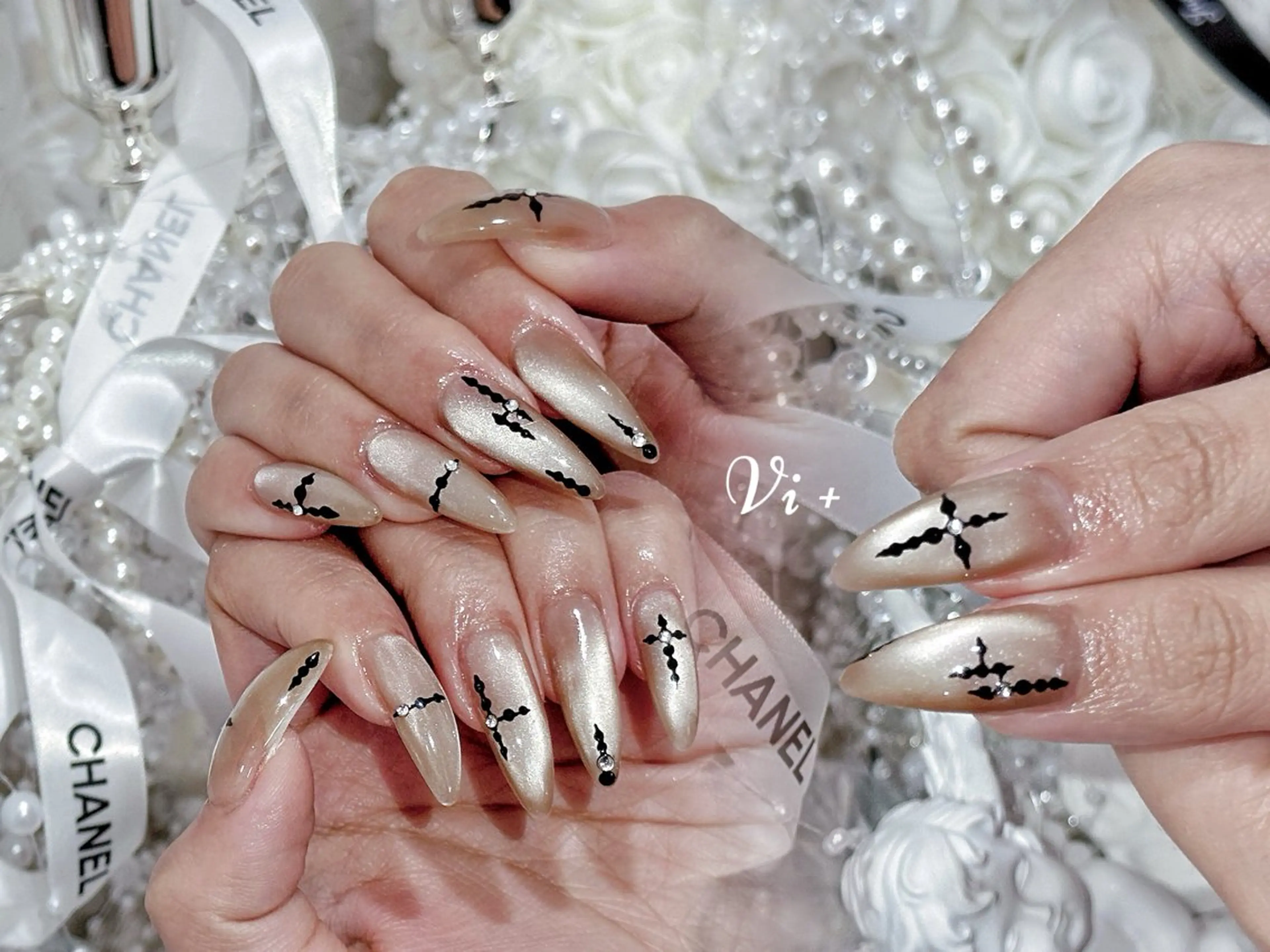 ネイル ハンドネイル ✨Nailsalon Vi+✨のネイルデザイン