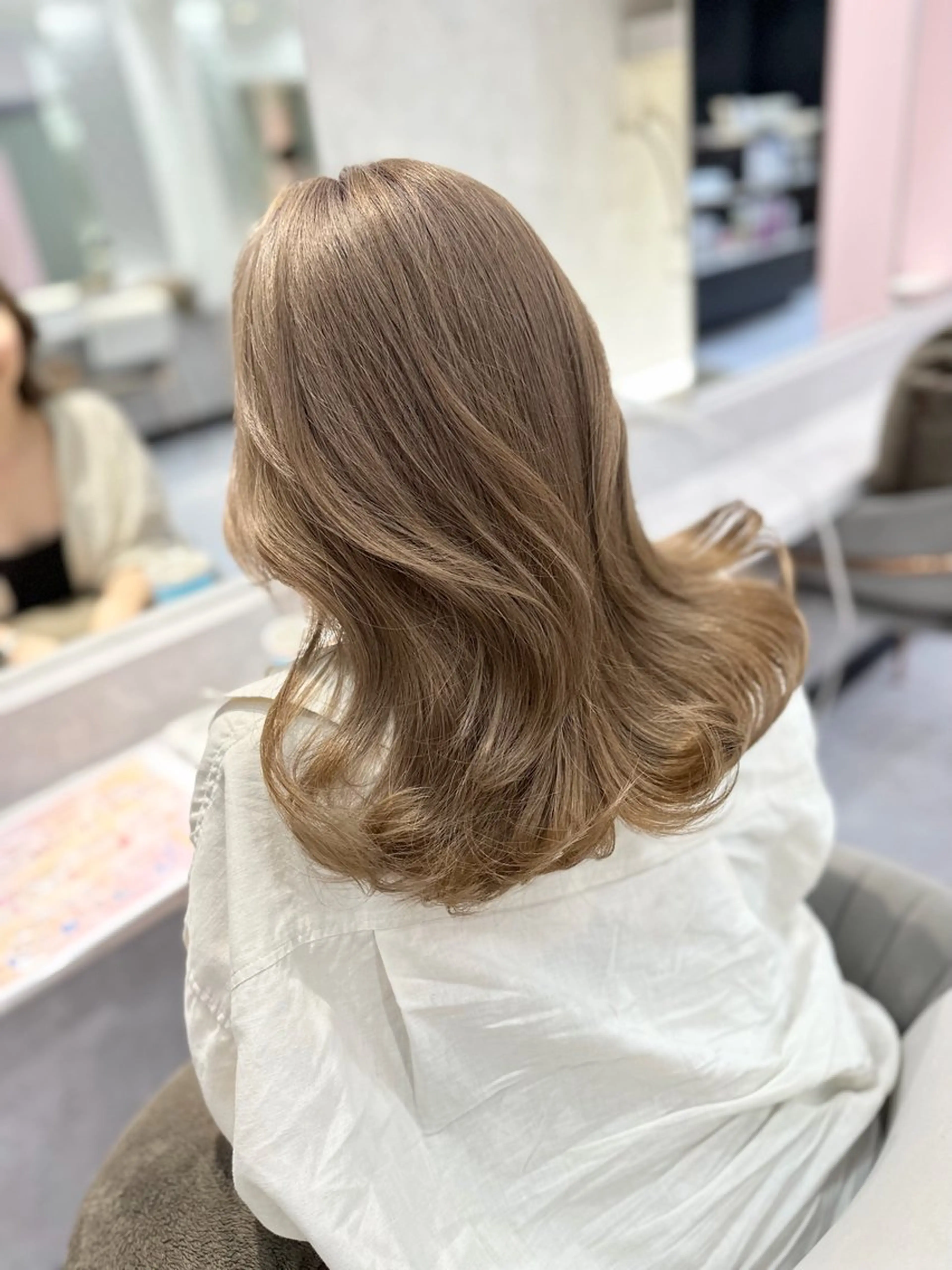 ロング ヘアカラー 立花 怜礼のヘアスタイル