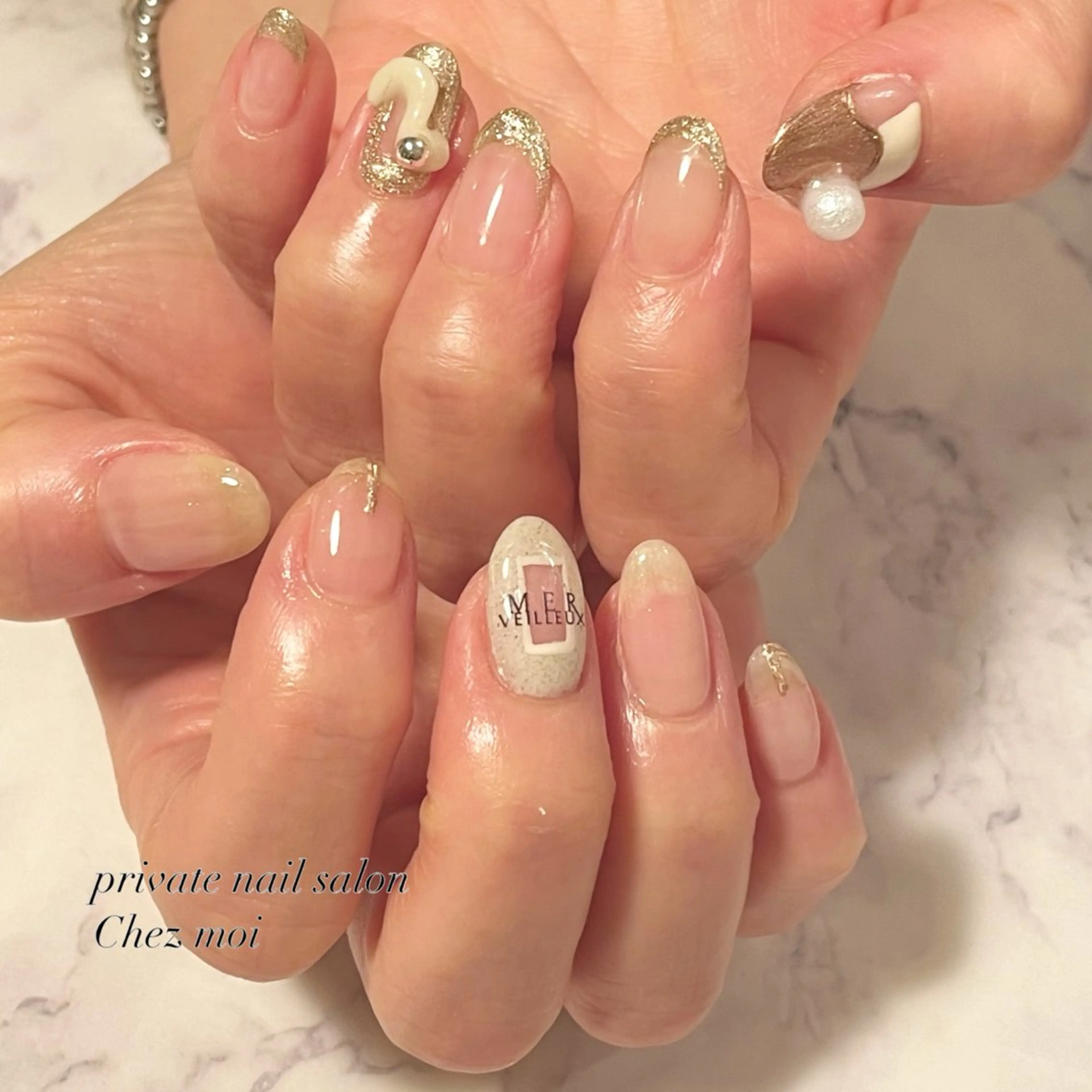 ネイル KOMINE TOMOKOのネイルデザイン