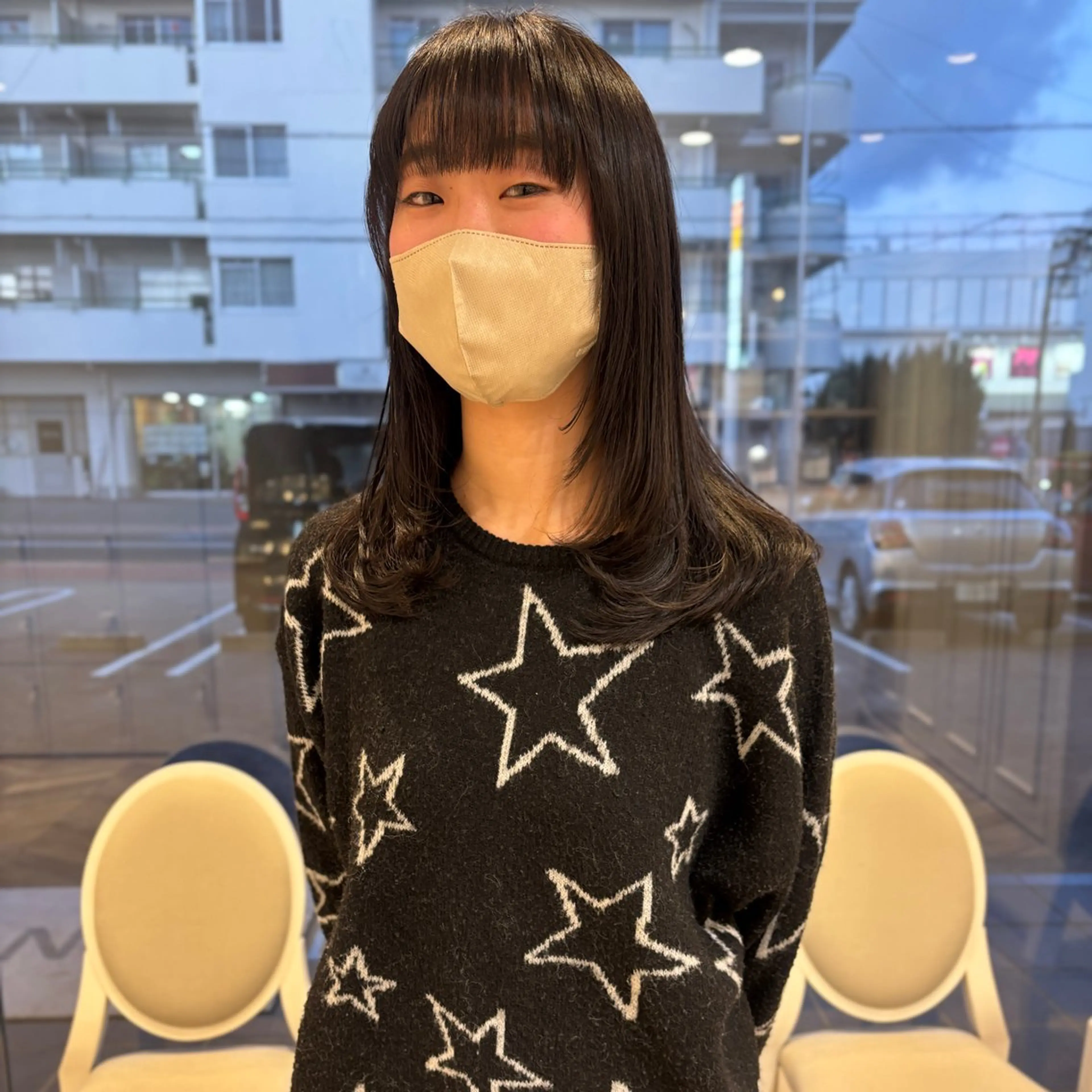 セミロング 顔まわりレイヤー 顔周りカット レイヤーカット カット ブリーチなしwカラー メンズパーマ新居見のヘアスタイル