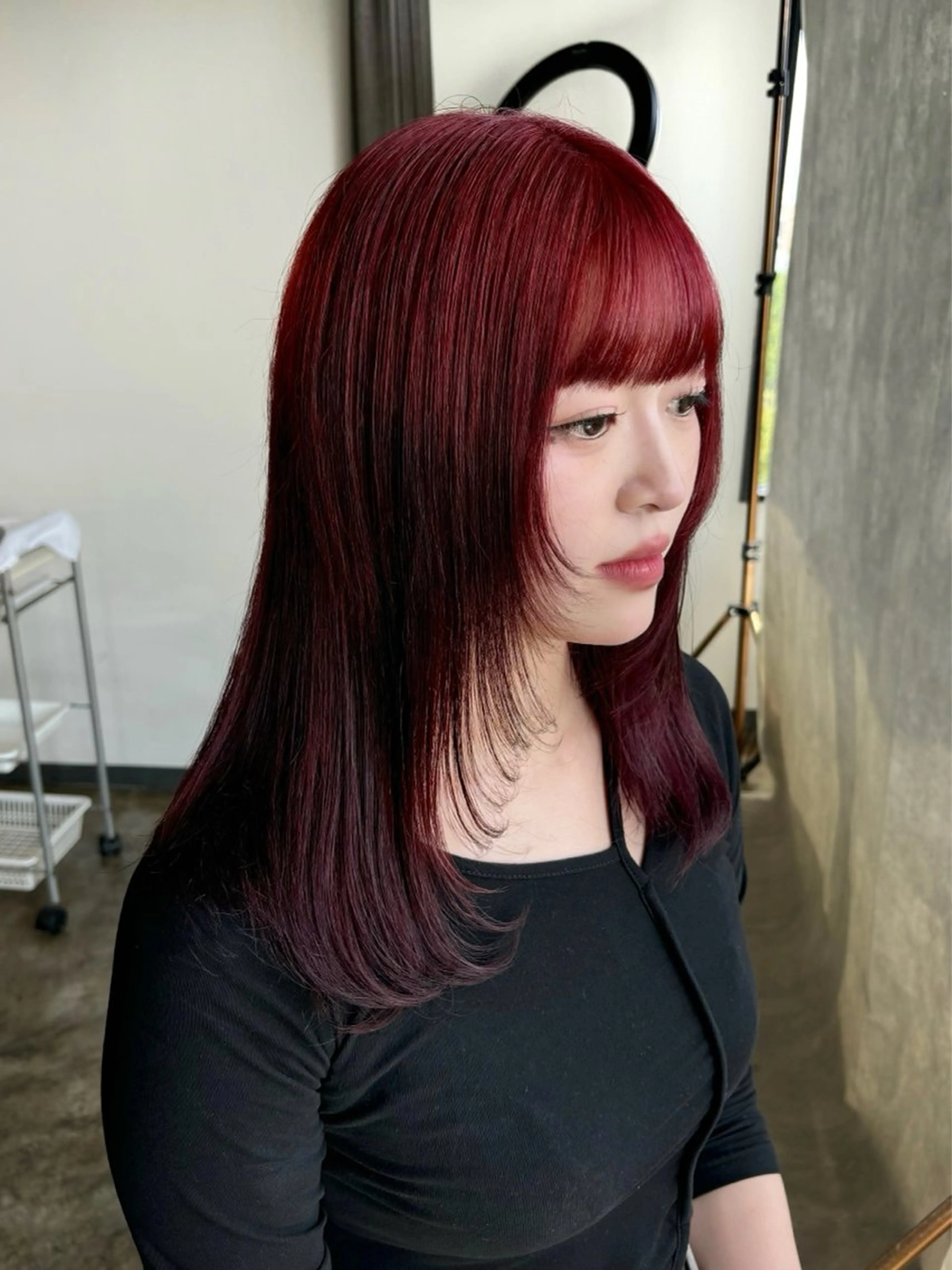 セミロング カラー ブリーチ ボルドーカラー ケアブリーチ ケアカラー デザインカラー ヘアカラー トリートメント 暖色カラー🍒 ケアブリーチ/akiのヘアスタイル