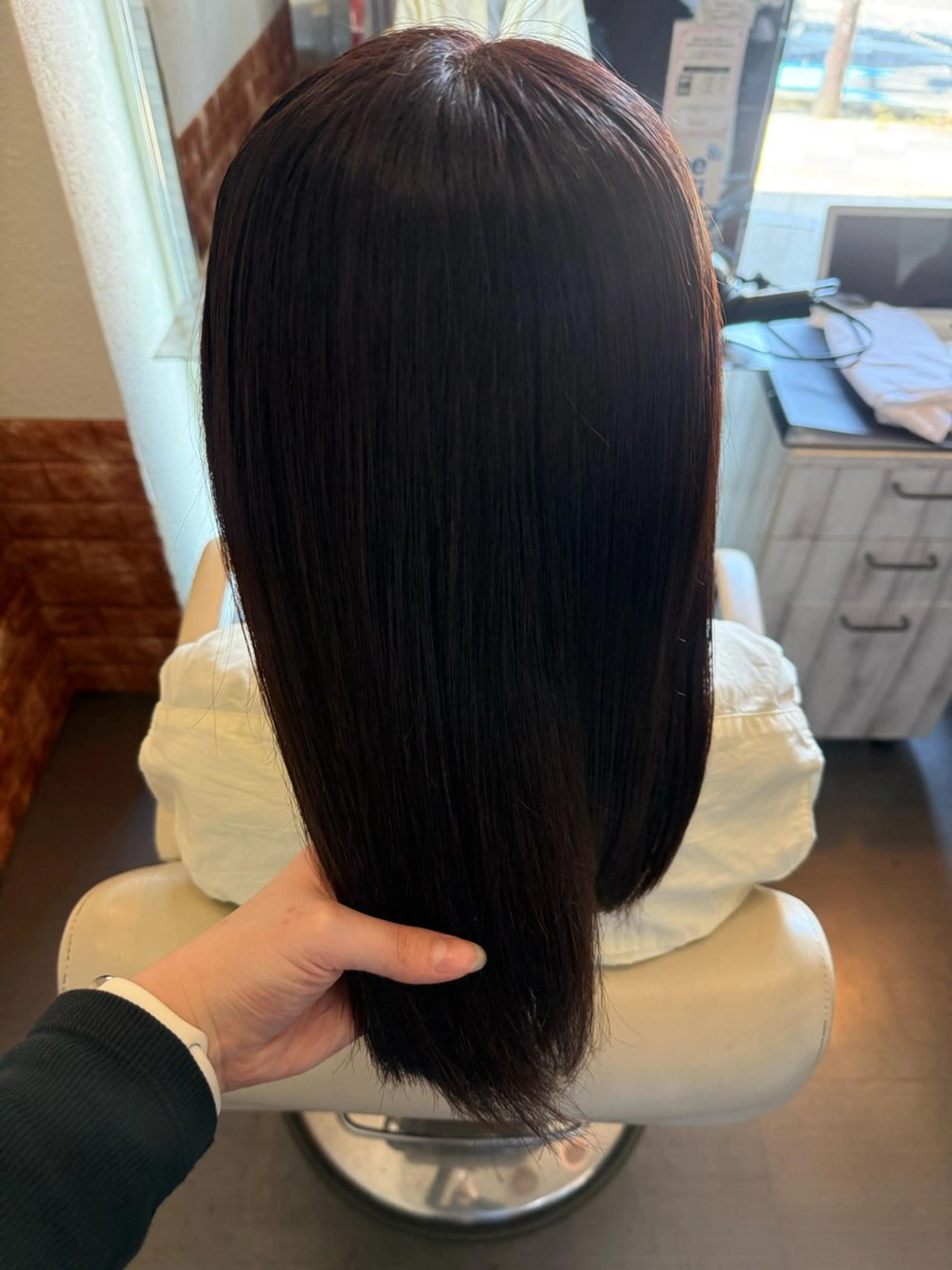 カラー 透明感カラー💎 岩崎美優のヘアスタイル