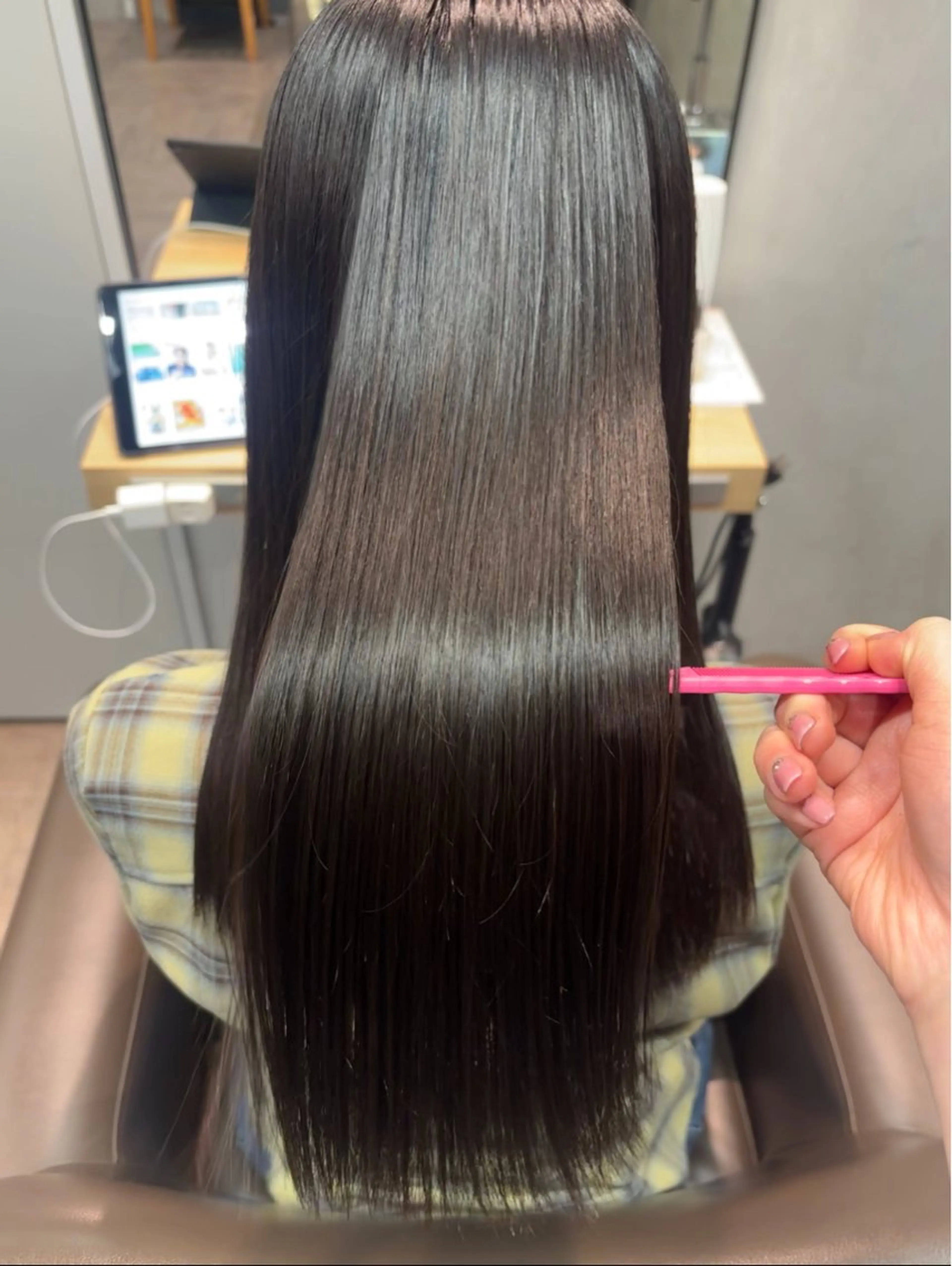 ロング 髪質改善 縮毛矯正 縮毛矯正 🎀縮毛矯正.暗髪 .艶髪🩶ちひろのヘアスタイル