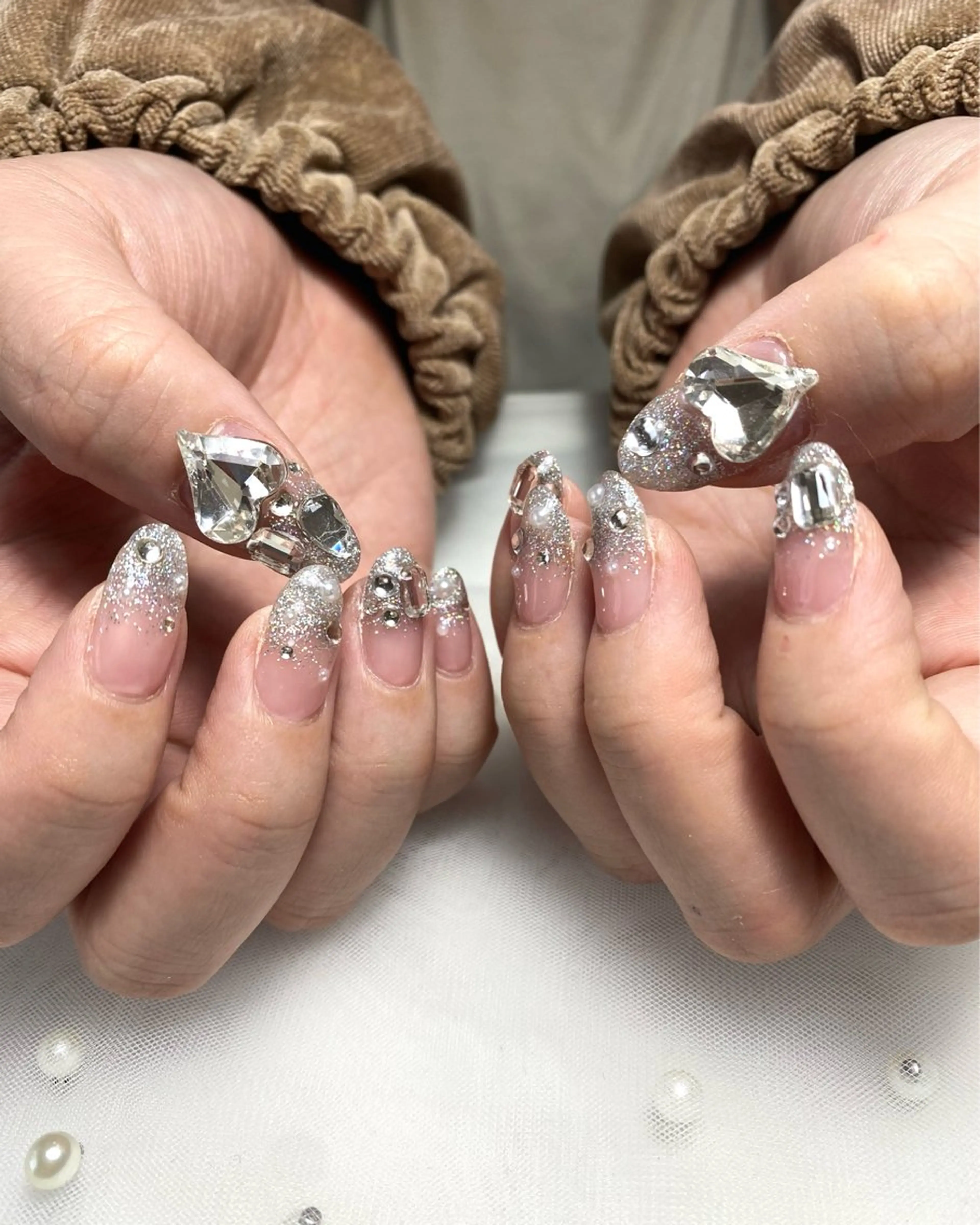 ネイル キラキラネイル ワンホンネイル Nail mimi．のネイルデザイン
