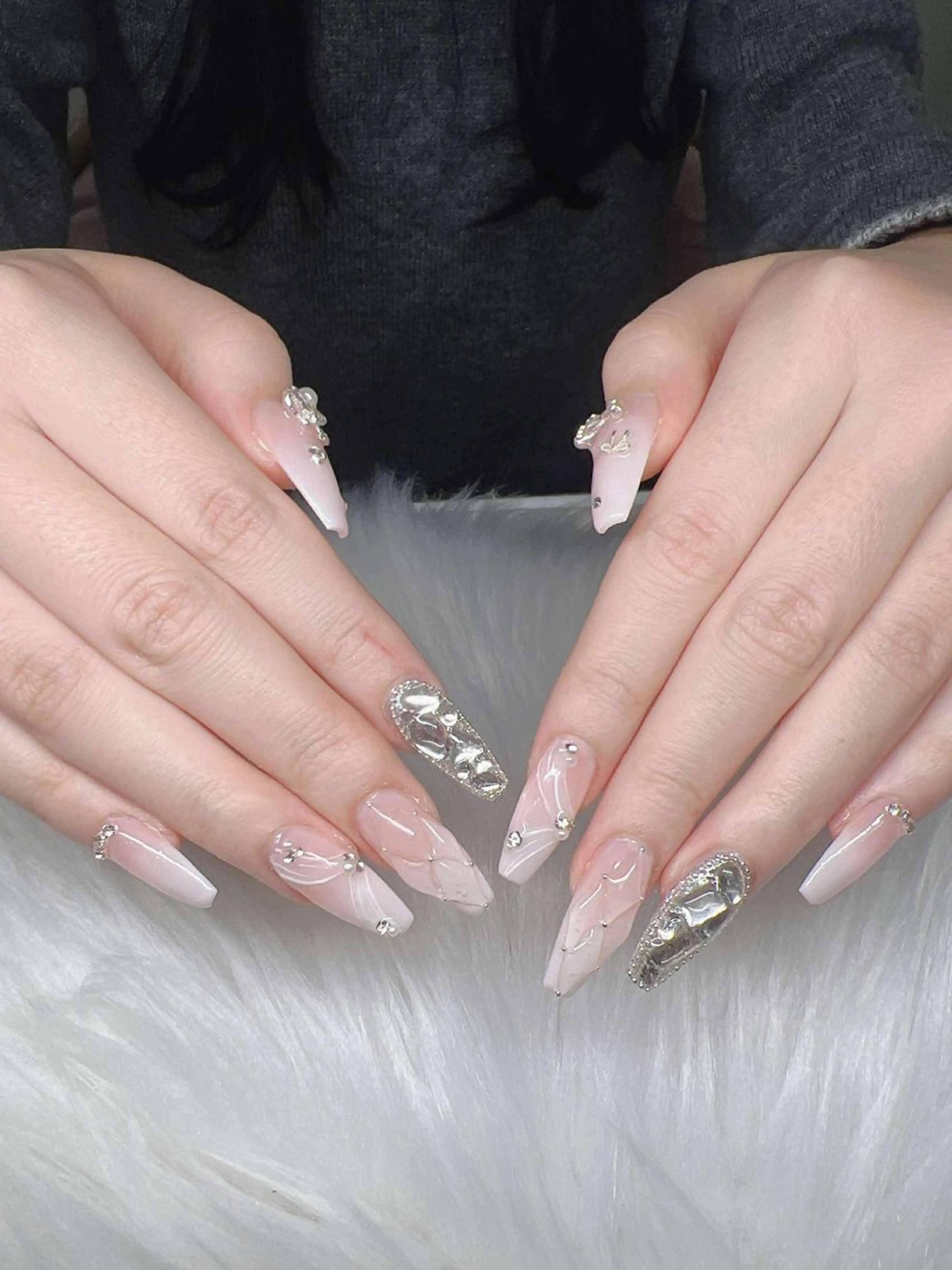 ネイル 長さ出し グラデーション 卒業式 キラキラネイル マグネットネイル ハンドネイル Lee Nailsのネイルデザイン