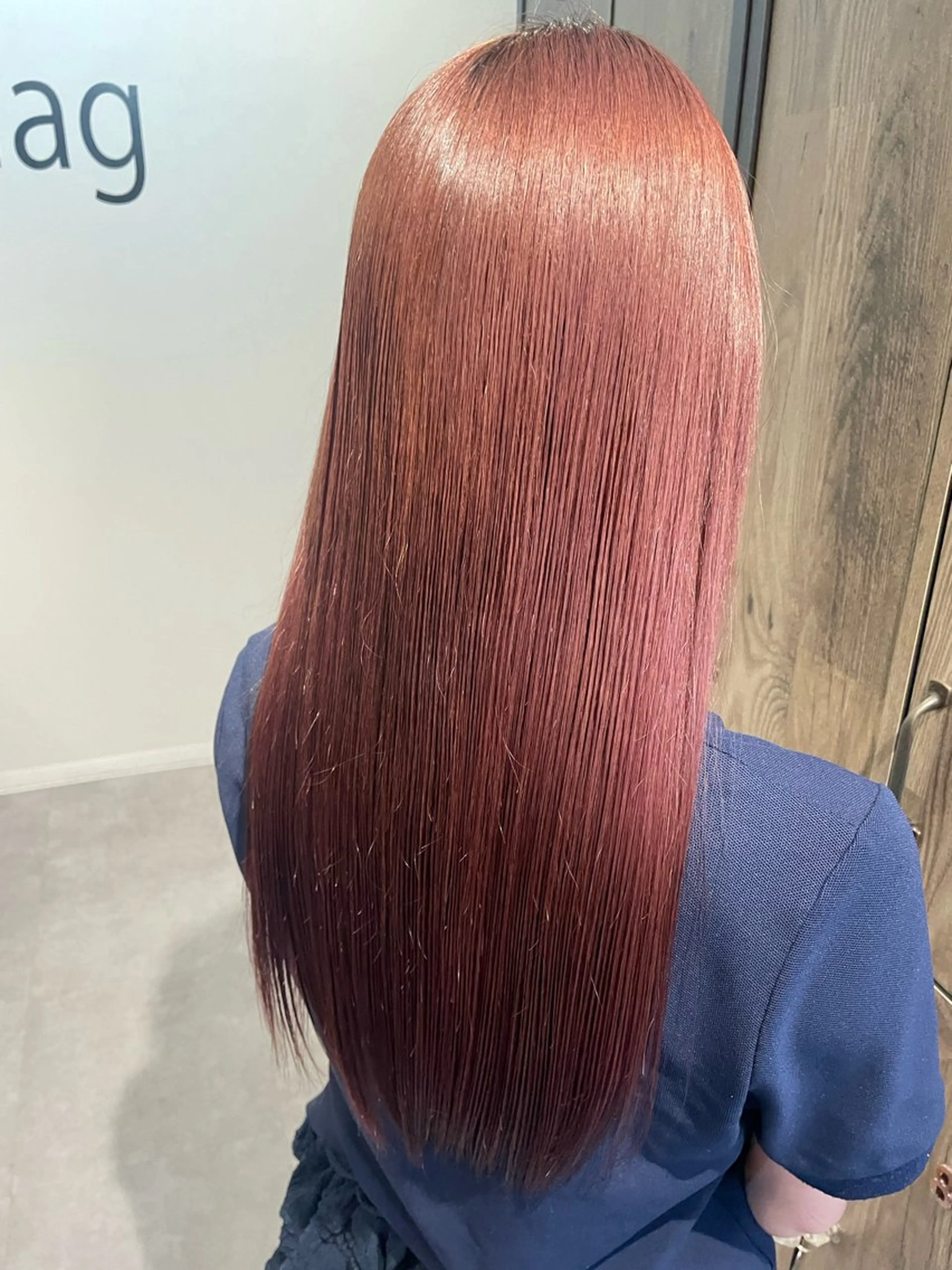 ロング ヘアカラー 原 麻耶のヘアスタイル