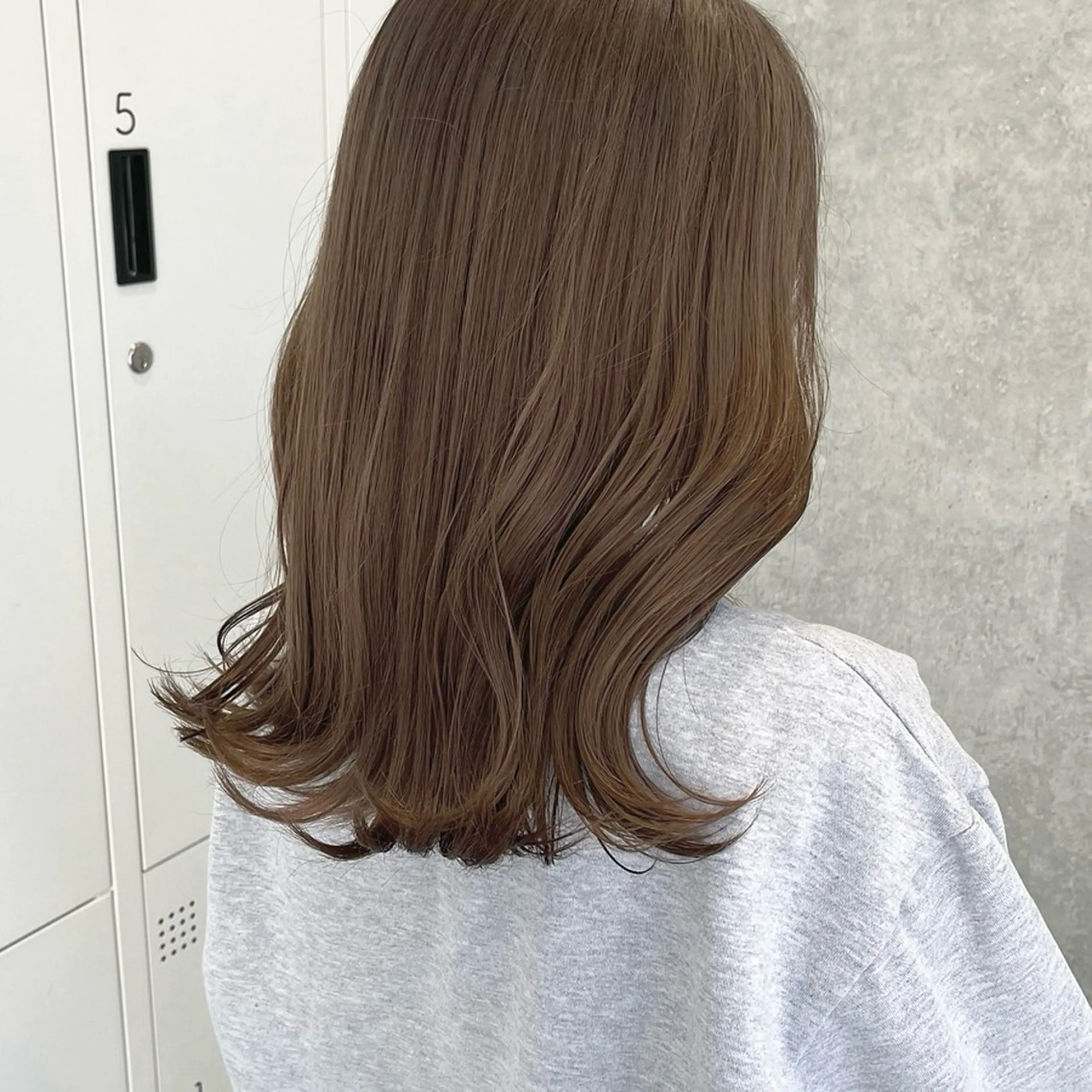 カット&カラー&ケラスターゼトリートメントの写真