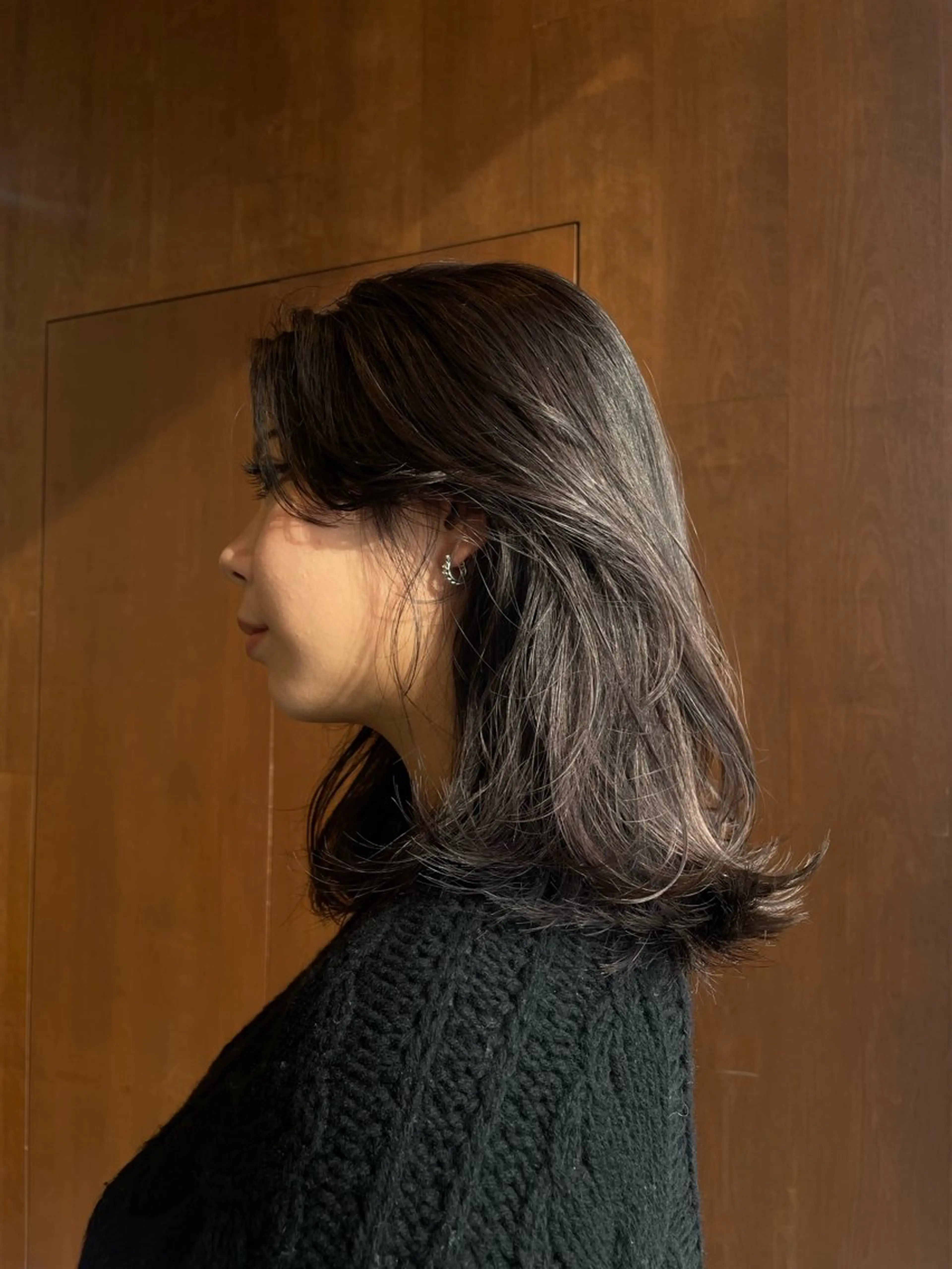 カラー グレージュ ハイライトカラー 柿坂 華のヘアスタイル