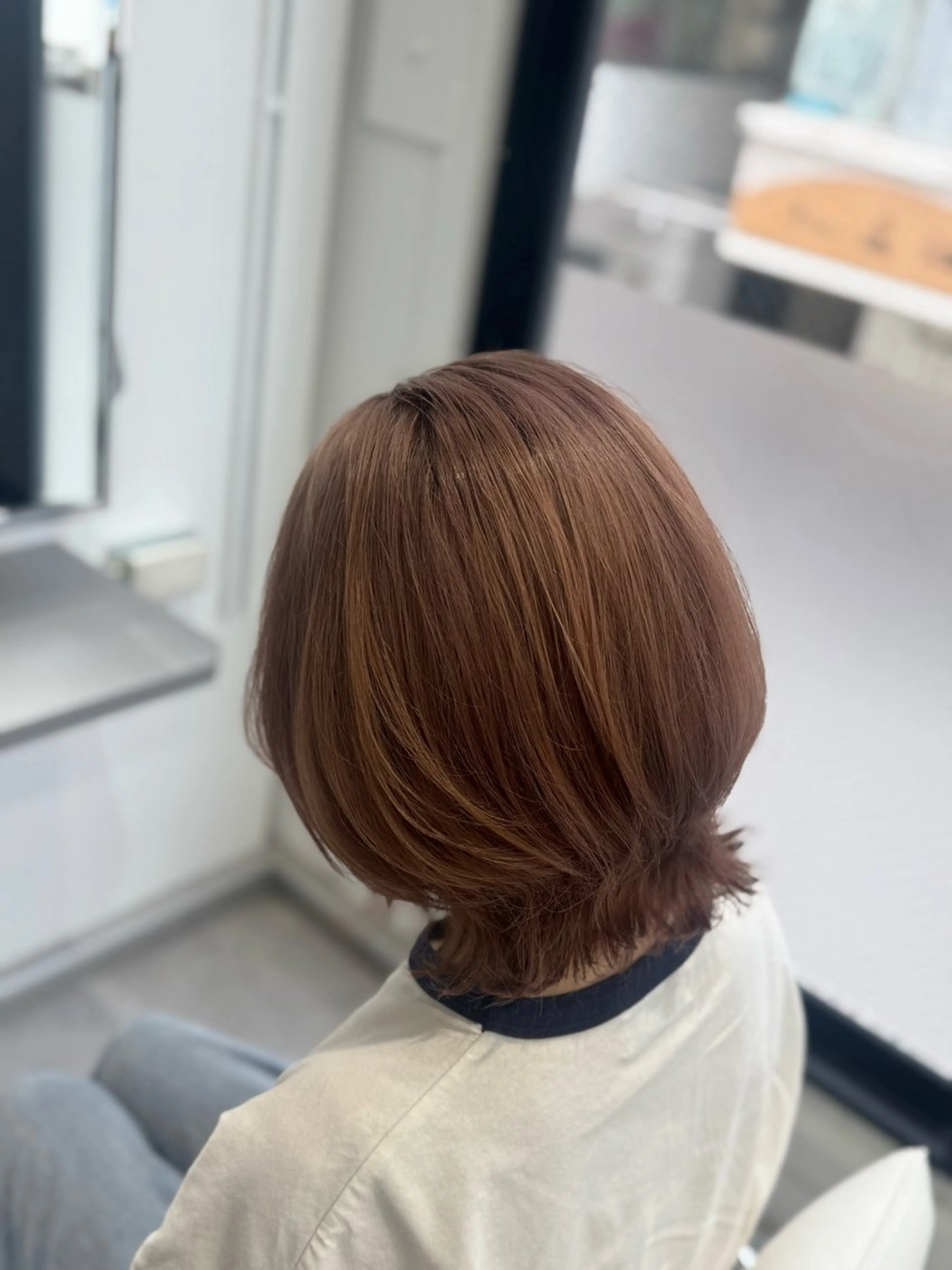 ミディアム カラー ベージュカラー ピンクカラー ピンクベージュ カット ヘアカラー 🕯コバ/レイヤー/ 複雑履歴美髪縮毛🕯のヘアスタイル