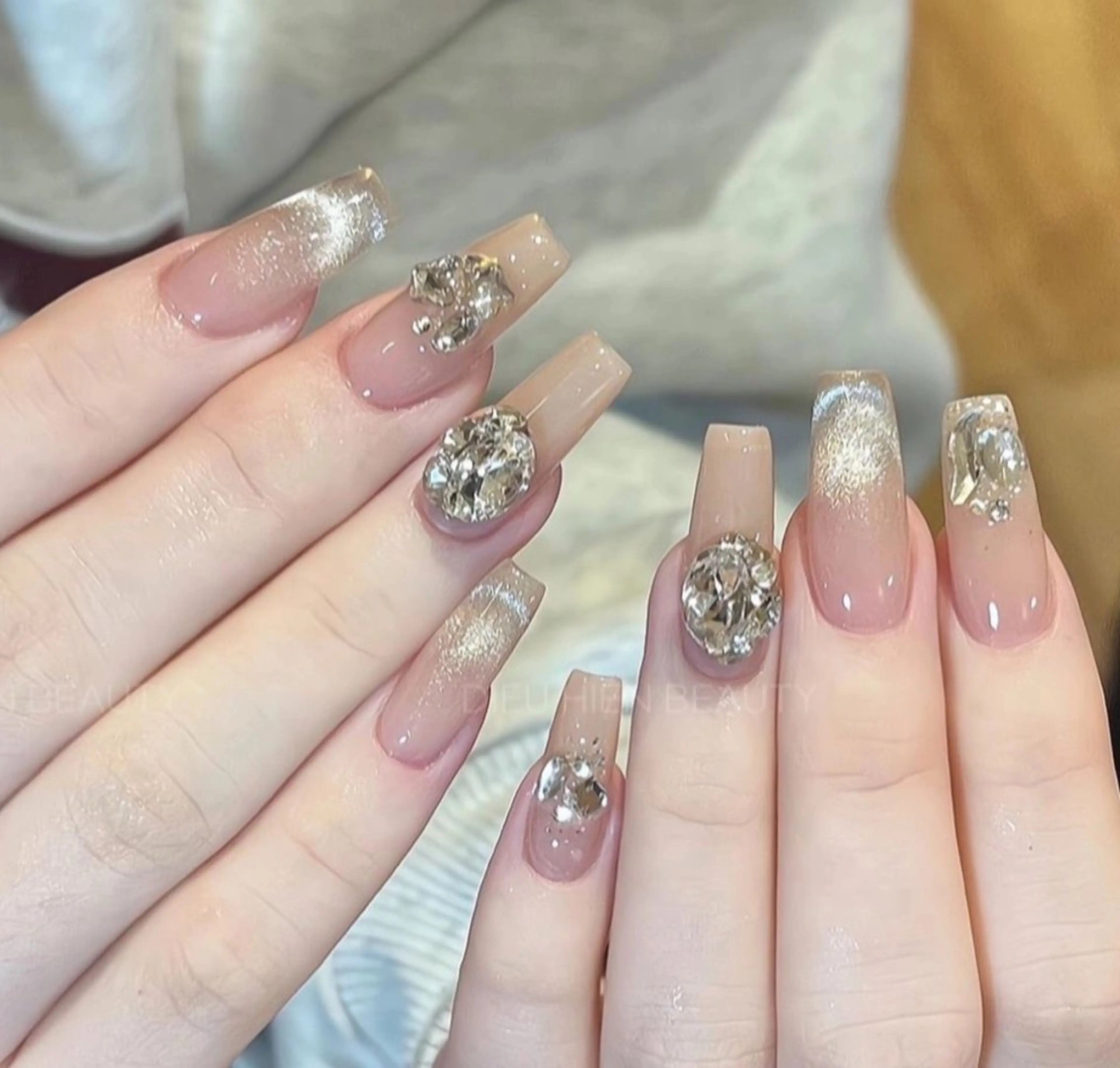 ネイル 韓国ネイル 持ち込み ニュアンスネイル ネイルチップ ハンドネイル Tini ANA.CHUOのネイルデザイン