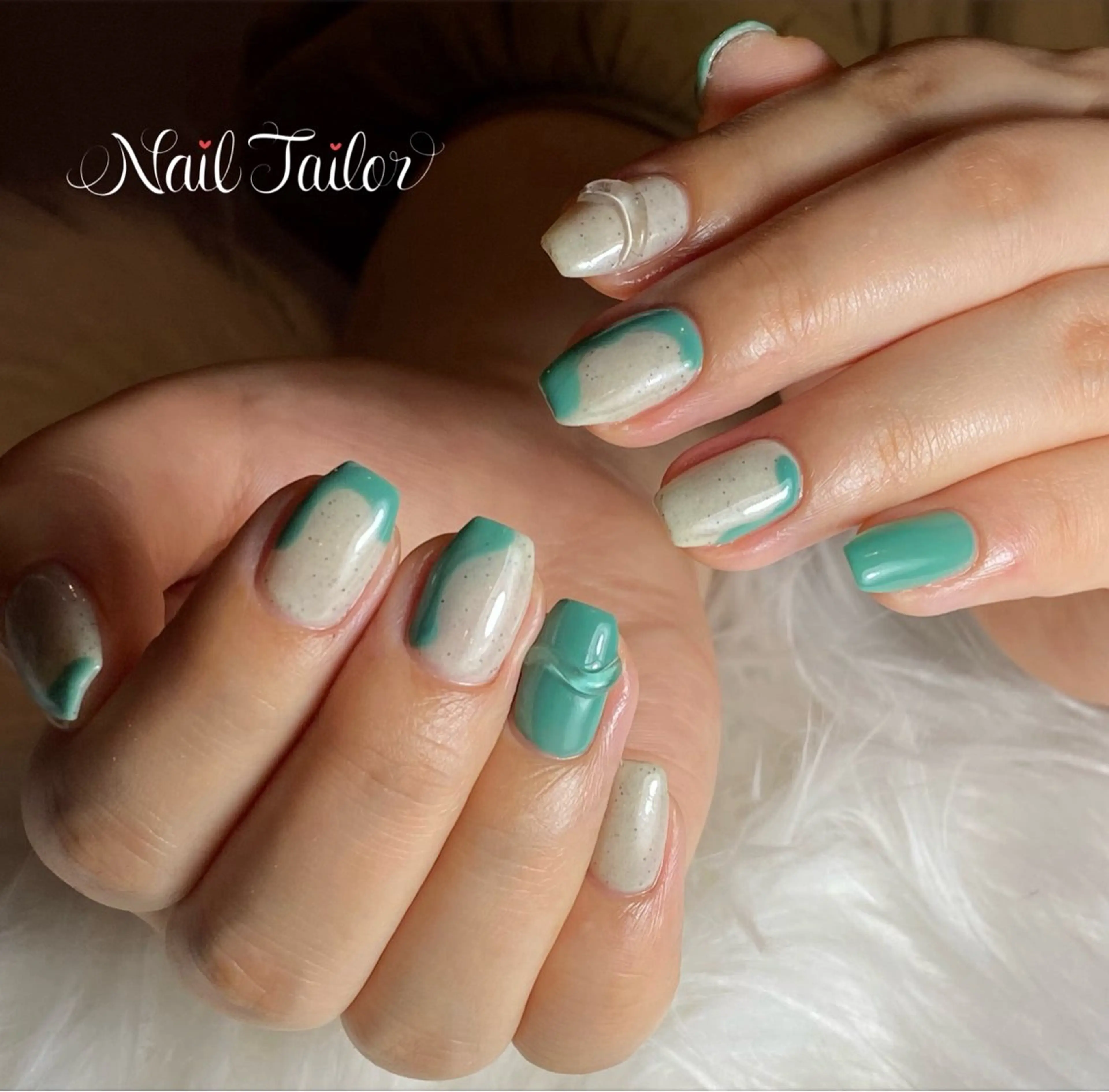 ネイル クリアネイル ジェルネイル グリーン ぷっくりネイル ハンドネイル NailTailor ネイルテイラーのネイルデザイン