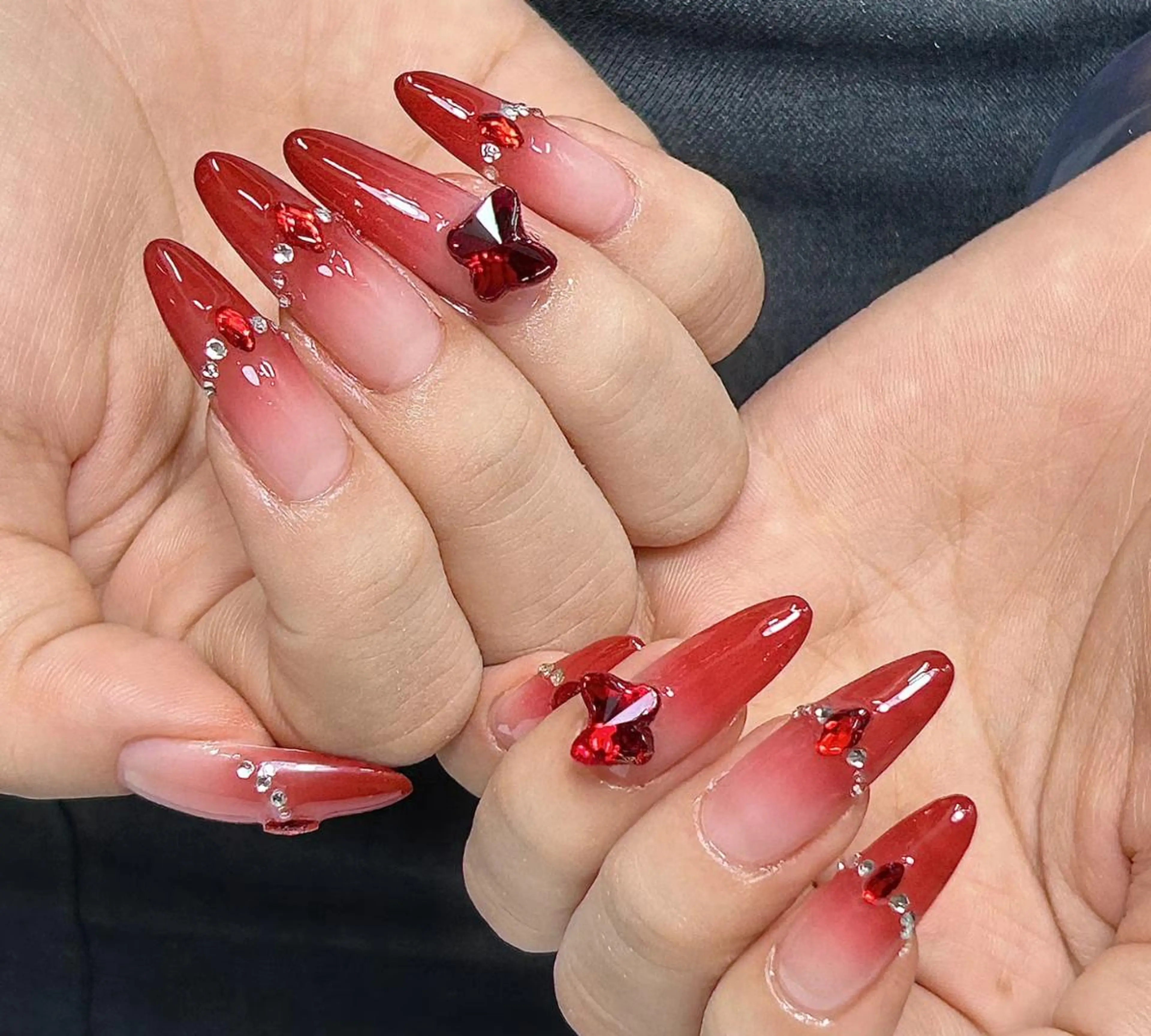 ネイル ハンドネイル 🎀 NaNa_nailのネイルデザイン