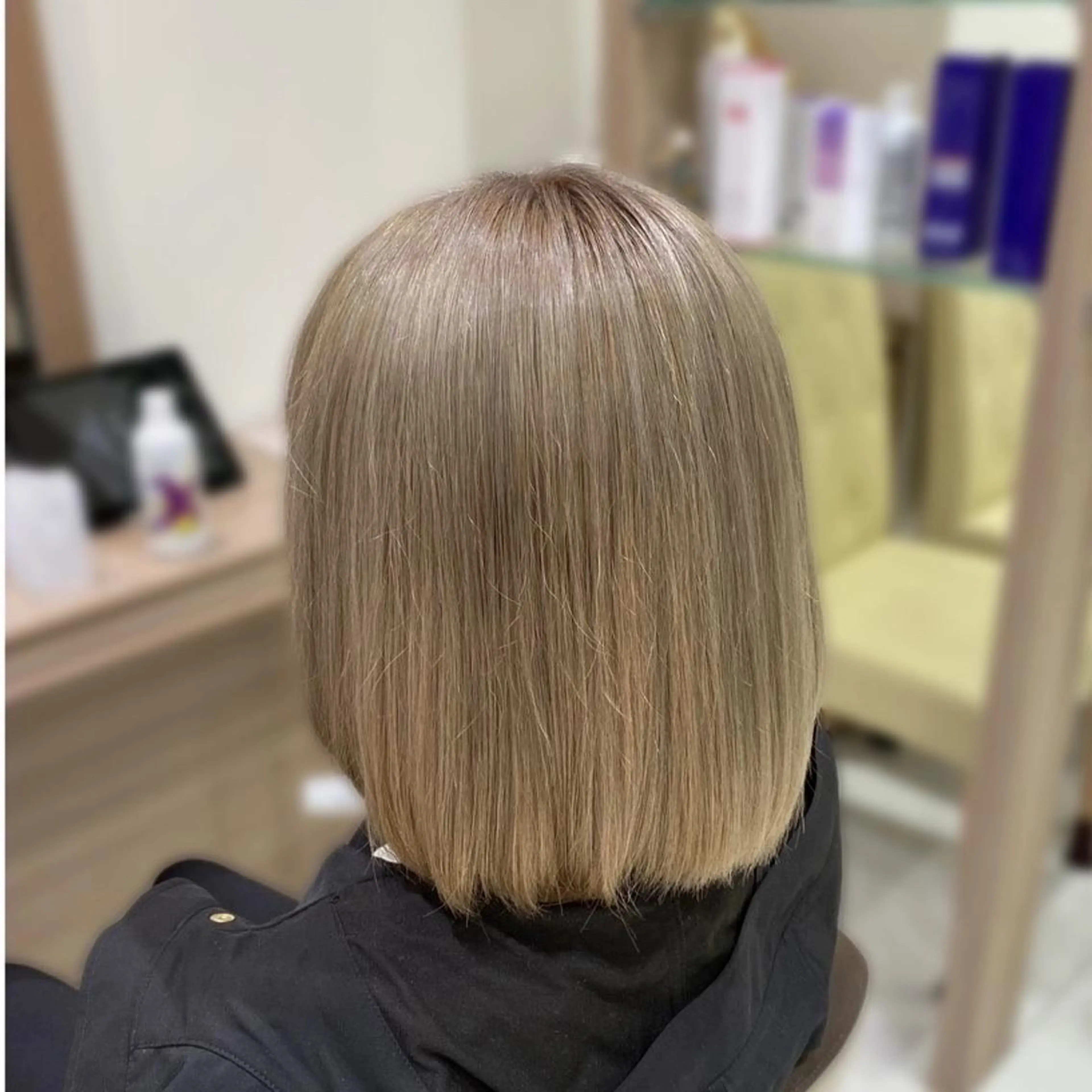 👑ブリーチ(1回)オンカラー👑17時~の写真