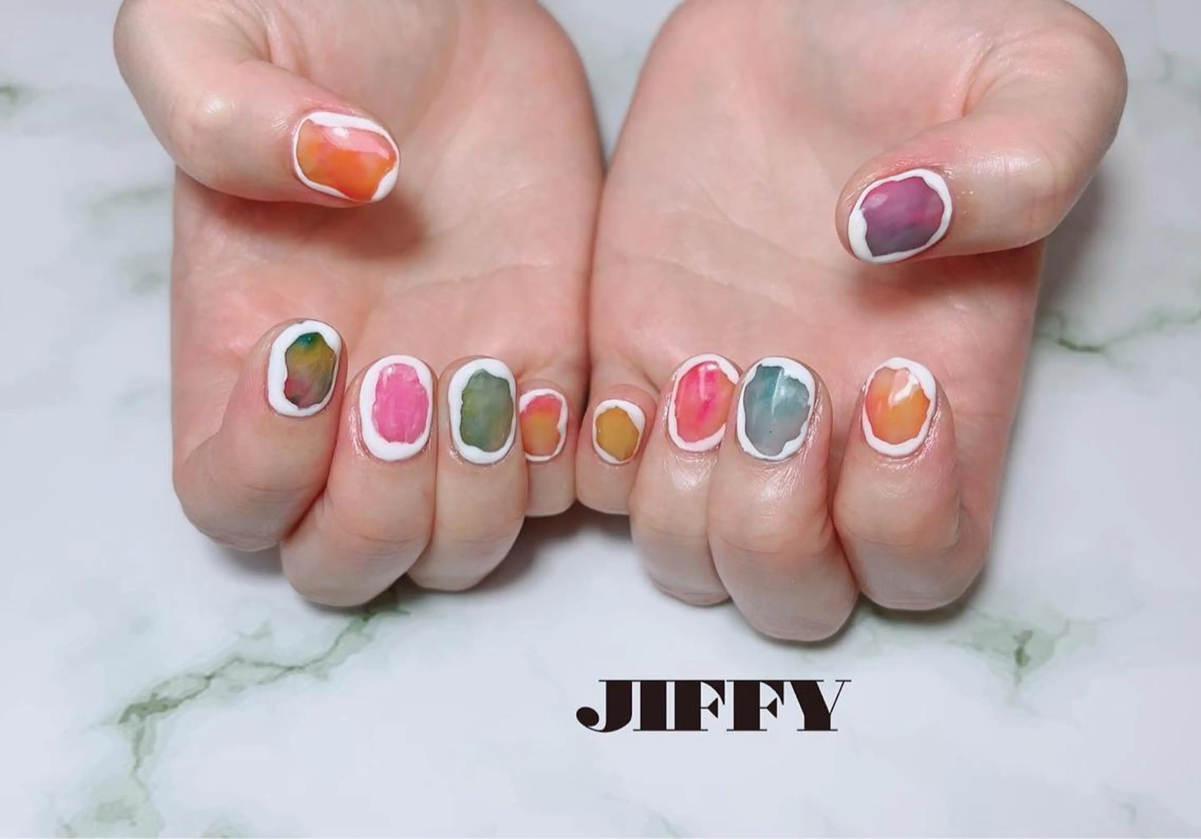 ネイル ニュアンスネイル JIFFY nailstudioのネイルデザイン