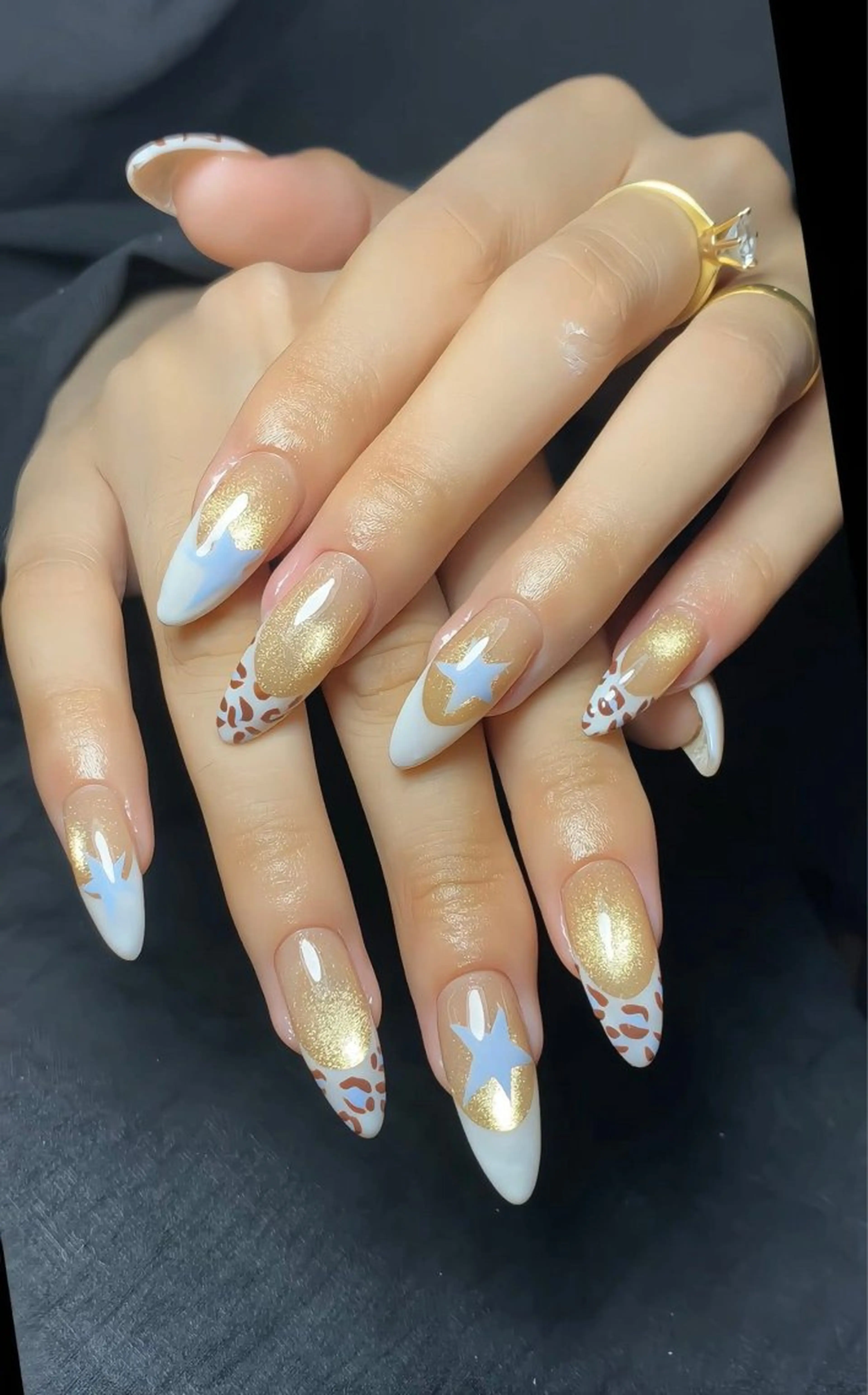 ネイル ハンドネイル T.Lee Nail Lilyのネイルデザイン