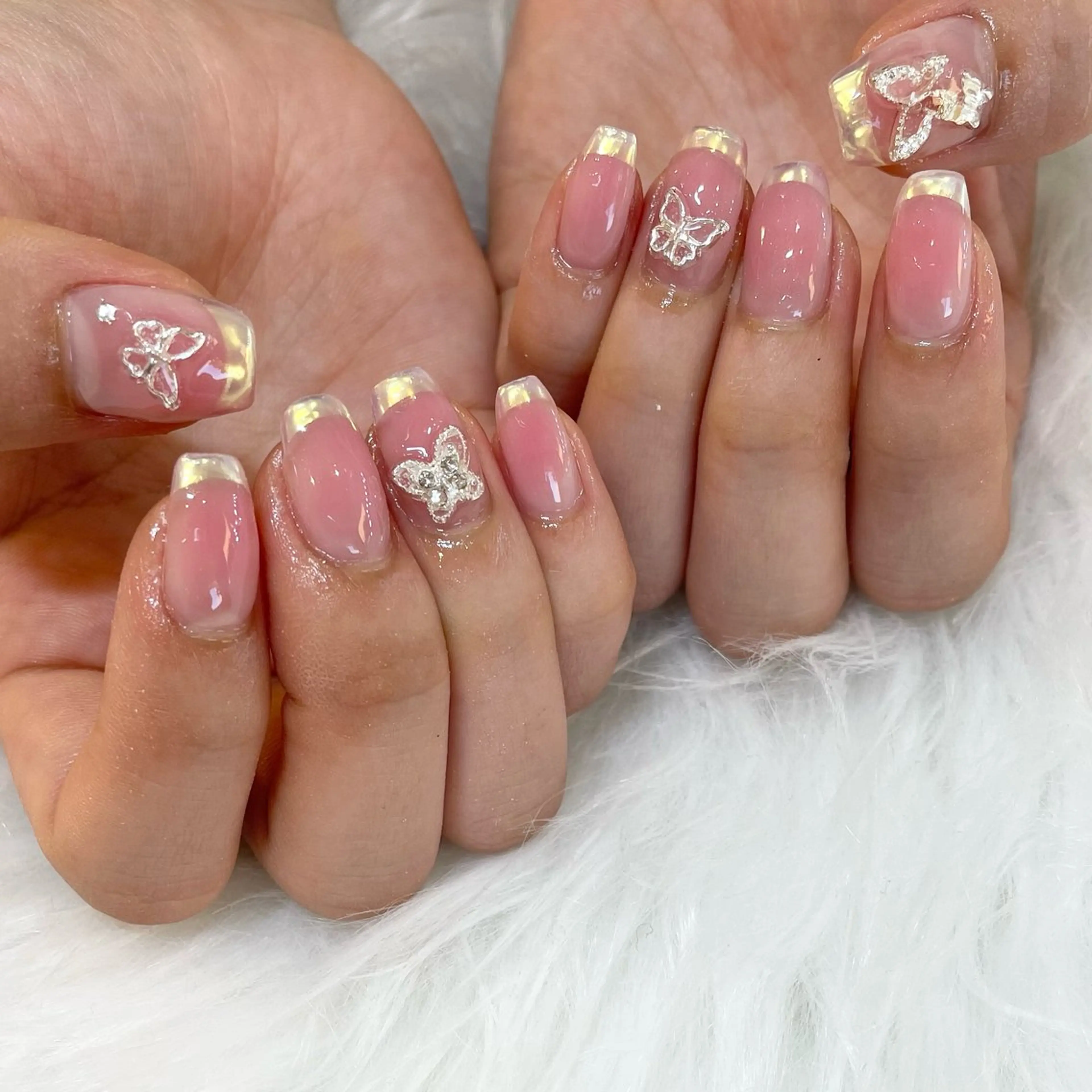 ネイル オーロラネイル Nail Salon Gummi.のネイルデザイン