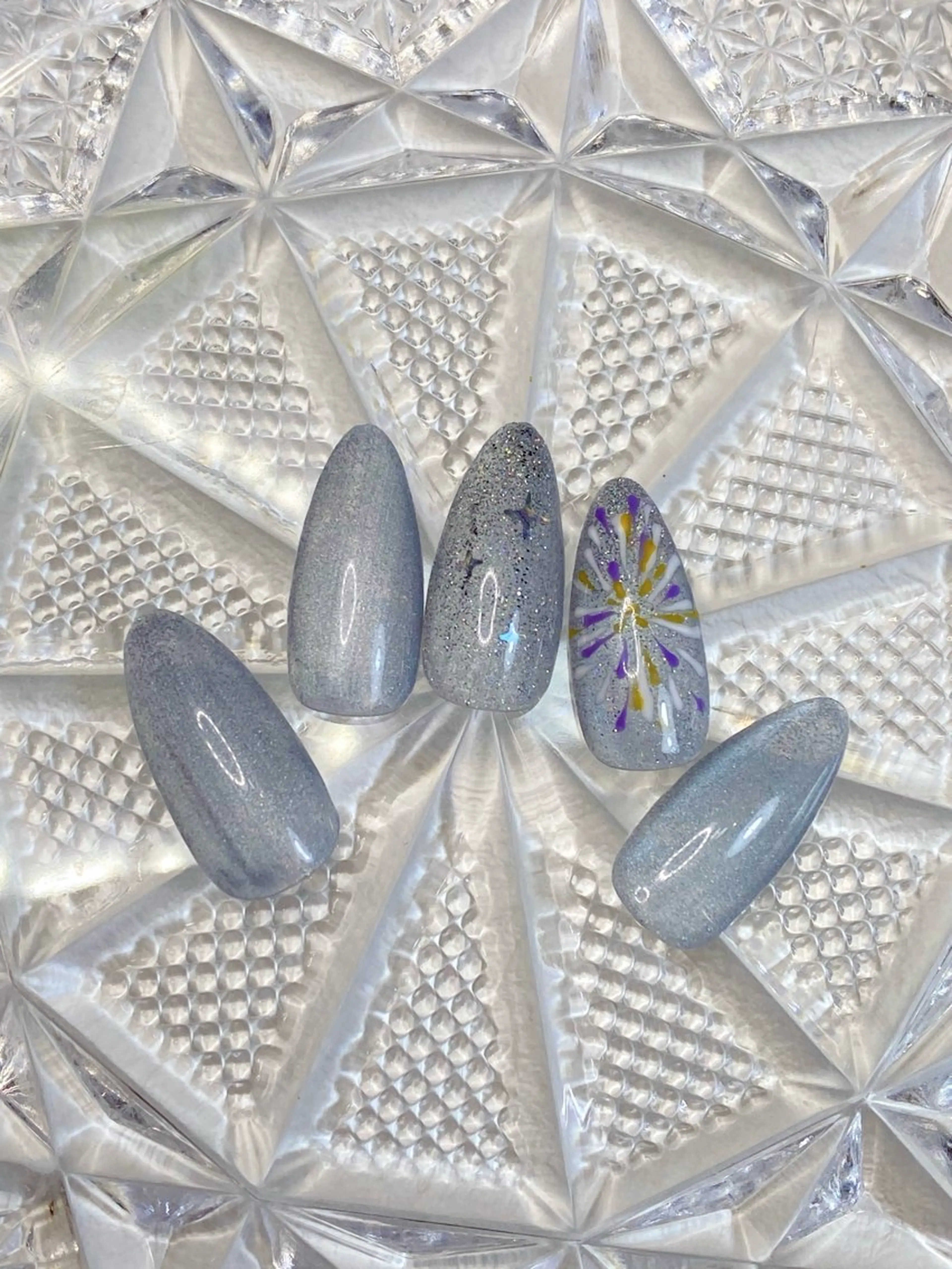 ネイル フラッシュネイル マグネットネイル 夏ネイル iro+ nailのネイルデザイン