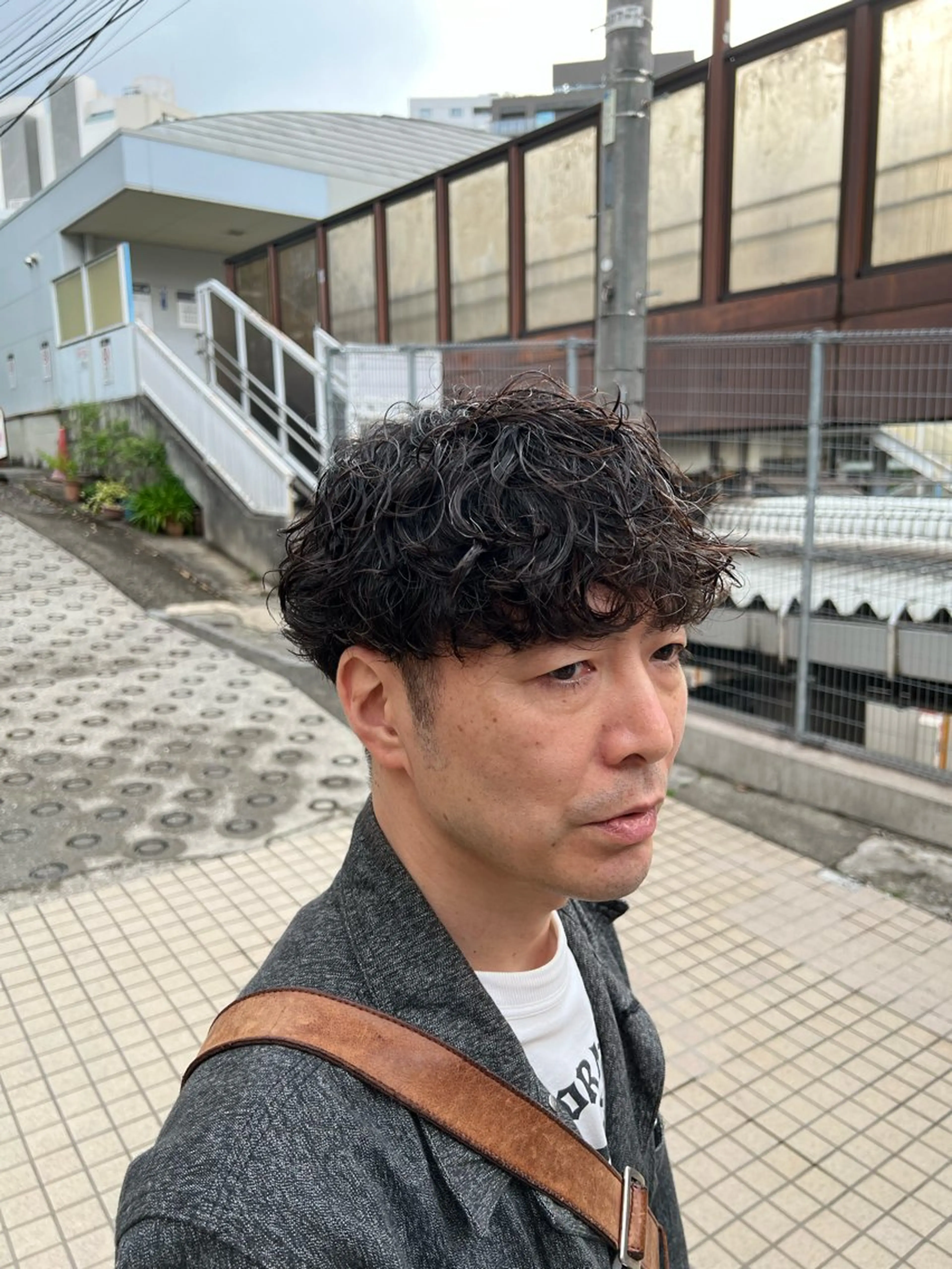 ショート パーマ メンズ パーマ 【髪質改善/縮毛矯正 /カラー】ホサカのヘアスタイル