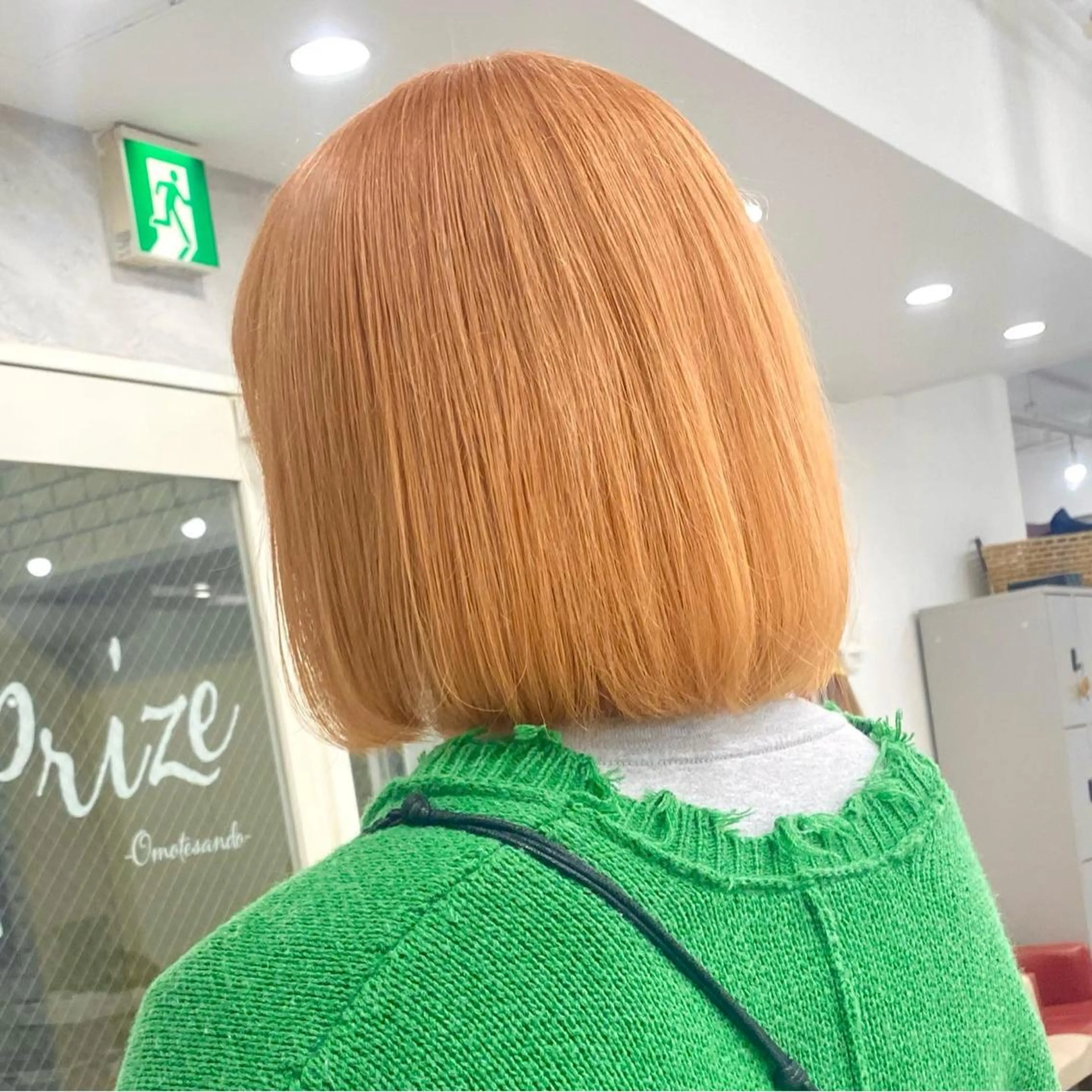 ミディアム カラー 脱！黒髪 ダブルカラー【上野】のヘアスタイル