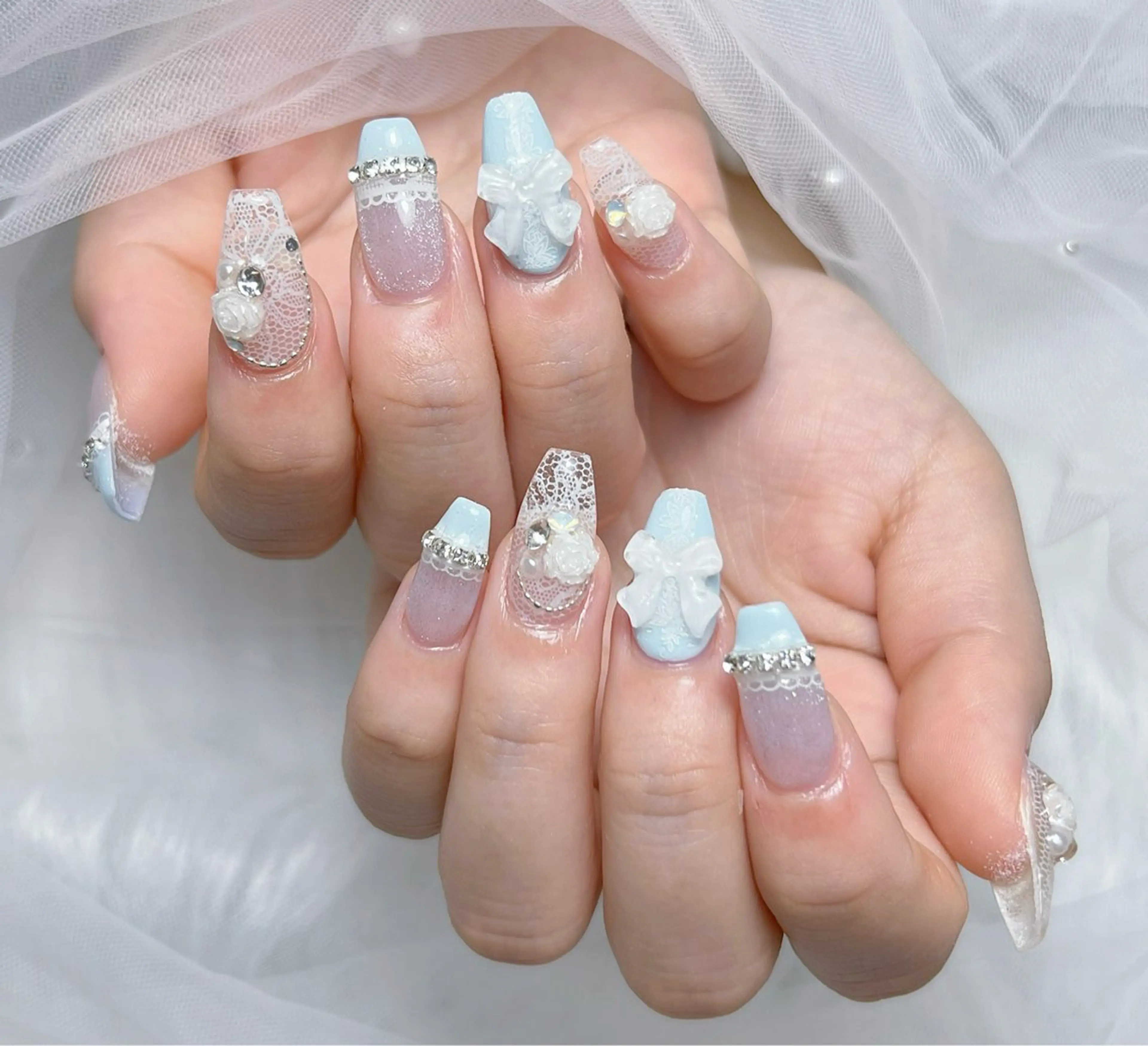 ネイル アートネイル オーロラネイル チークネイル 長さ出し フットネイル Miya _nailのネイルデザイン