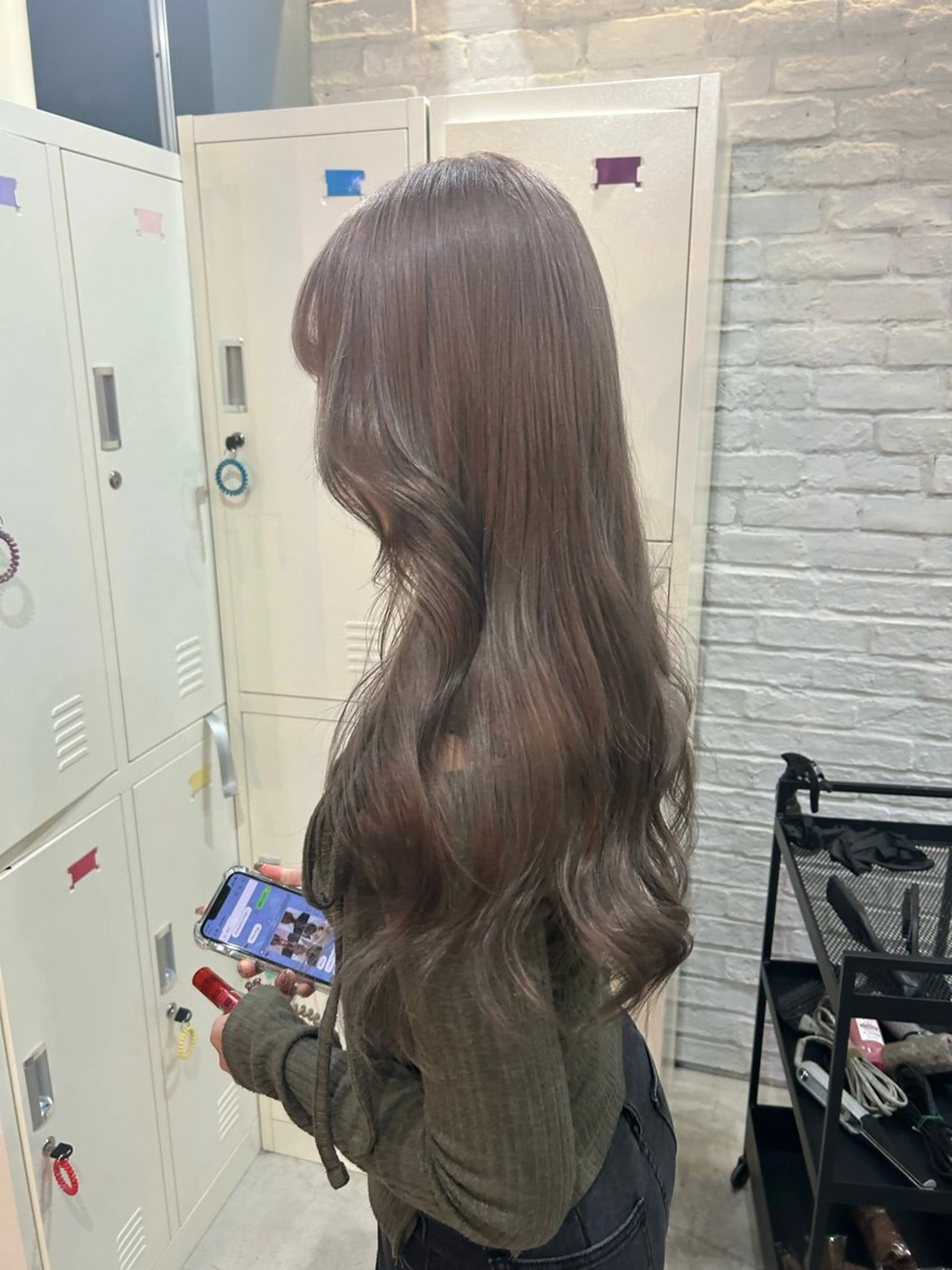 憧れのロングヘアにおすすめ！エクステ６０本の写真