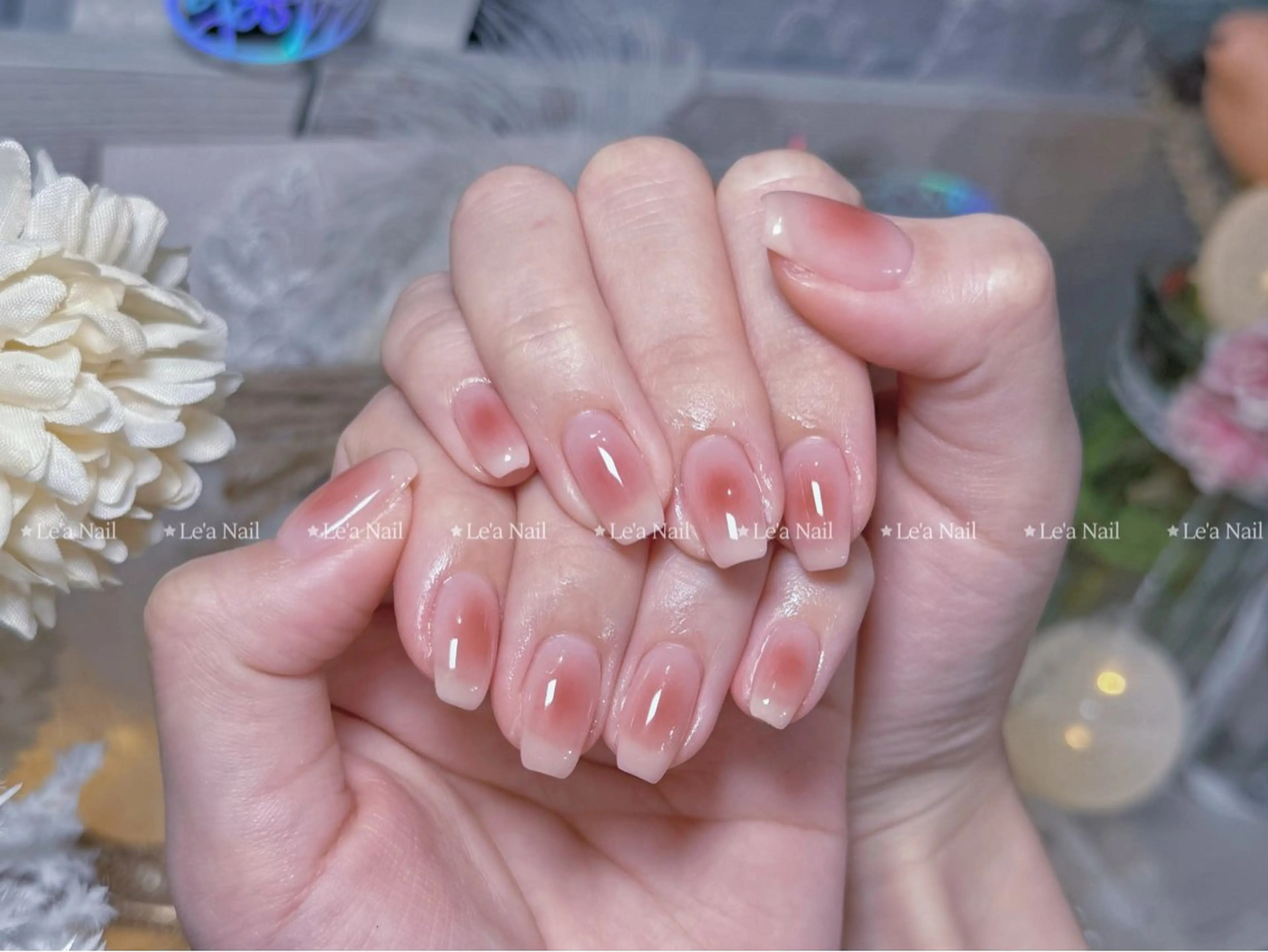 ネイル フラッシュネイル フットネイル フレンチネイル ジェルネイル ガラスフレンチ ハンドネイル Luxe Nail Salonのネイルデザイン
