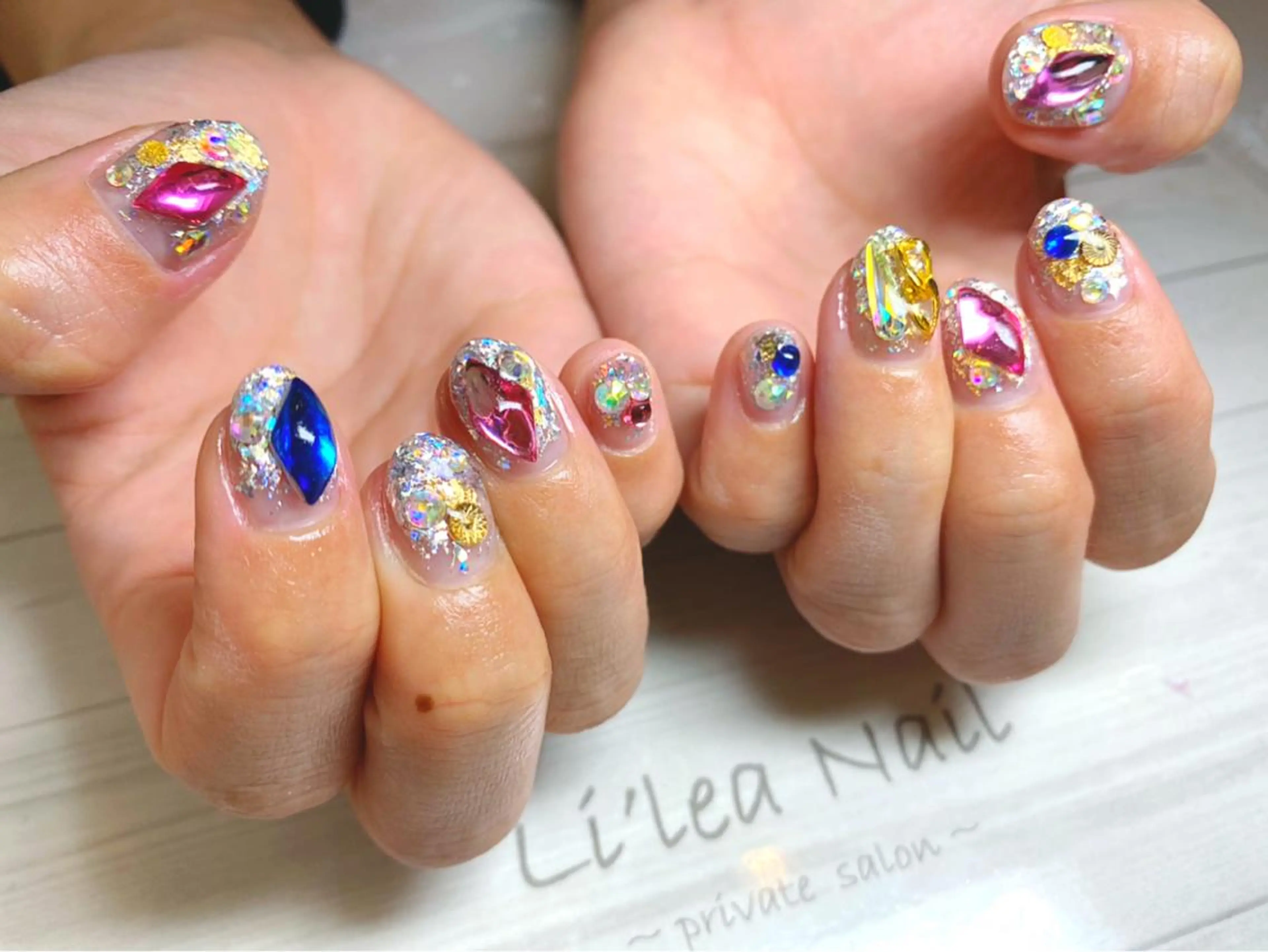 ネイル Li'leaNail AINAのネイルデザイン