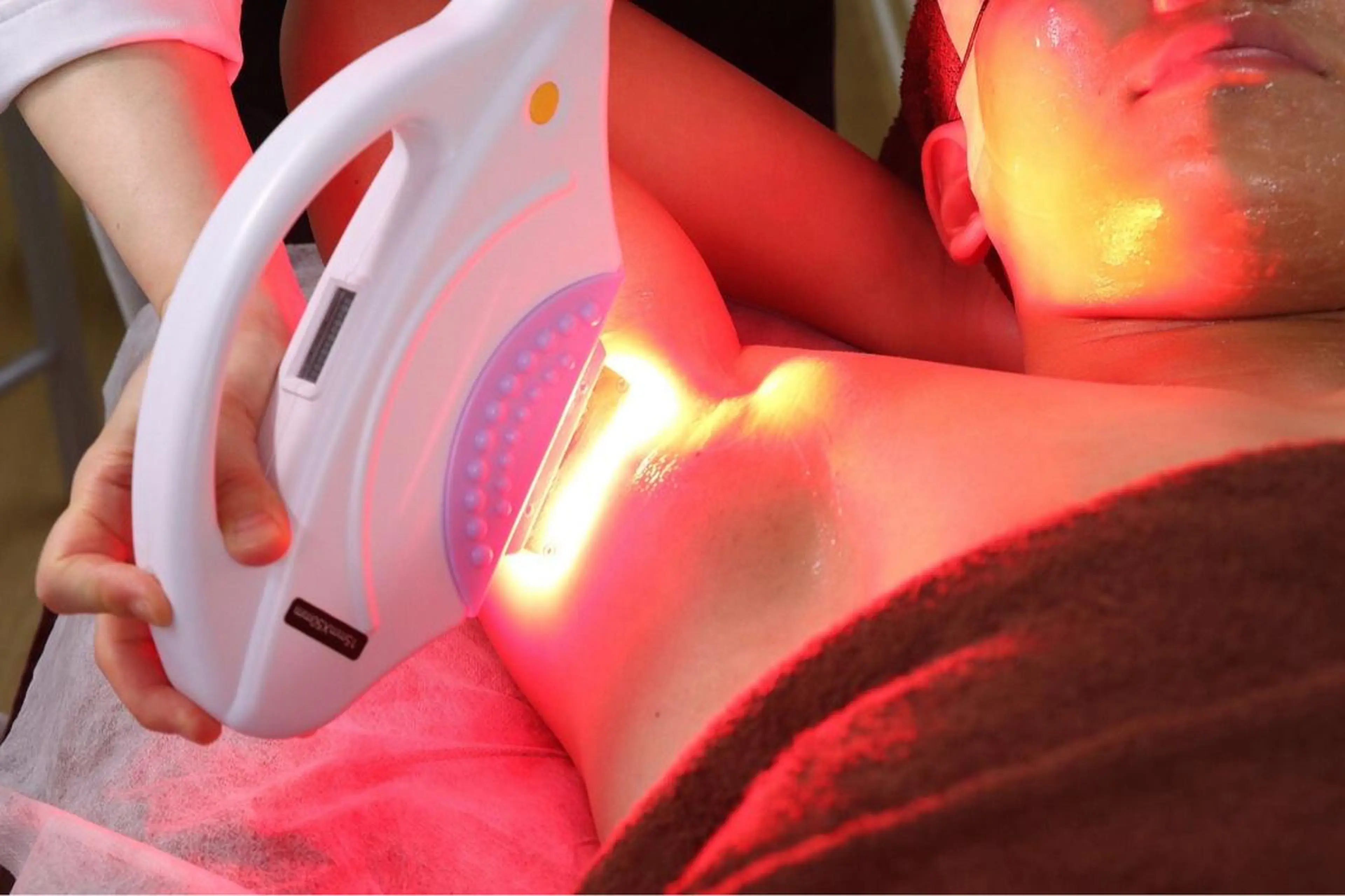 メンズ キッズ ホワイトニングサロン プレジールのエステ・リラクイメージ