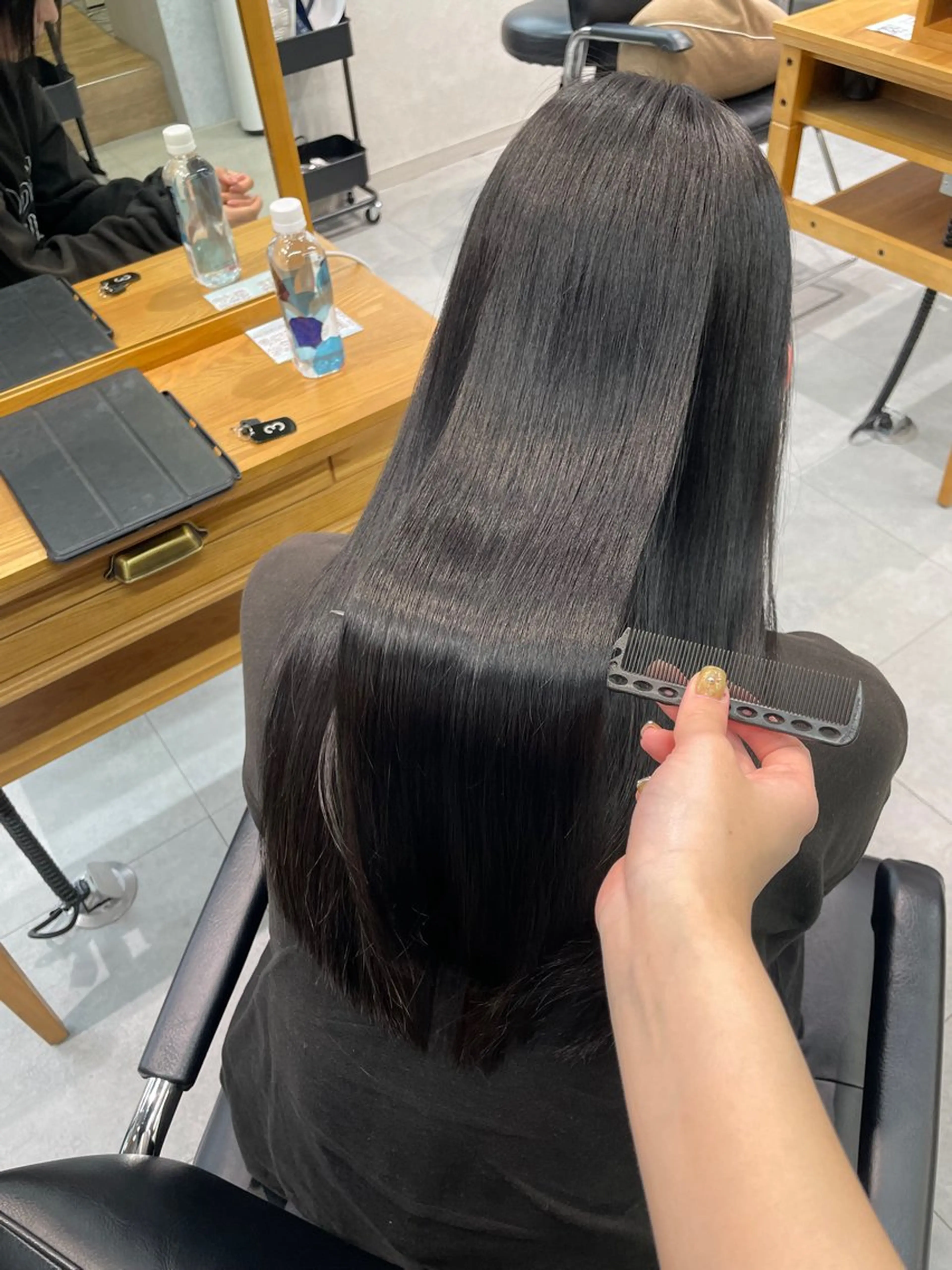 セミロング 髪質改善 縮毛矯正 トリートメント 酸熱トリートメント トリートメント カラーモデル募集 ✨🤍モモハ🤍✨のヘアスタイル