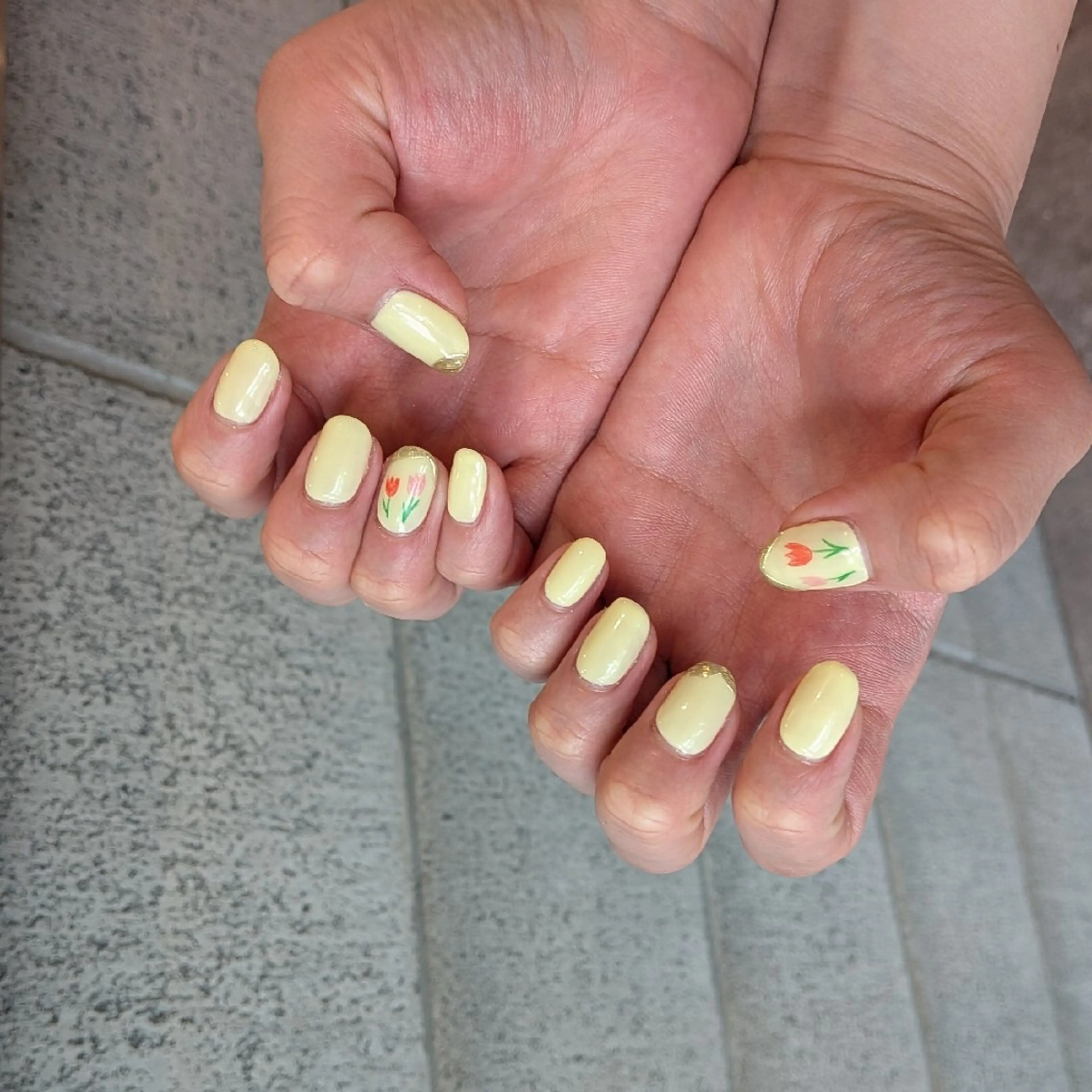 ネイル ハンドネイル 門川 茉奈美のネイルデザイン