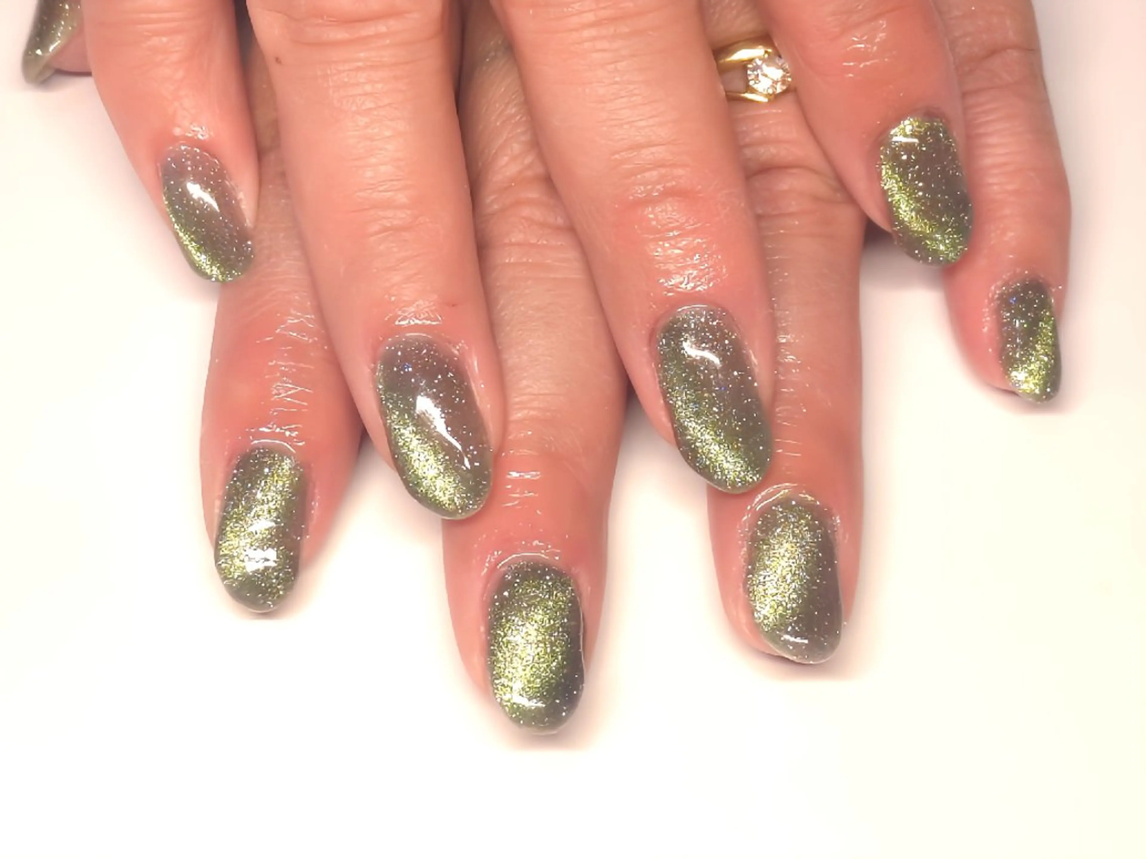 ミディアム AQUA nailのネイルデザイン