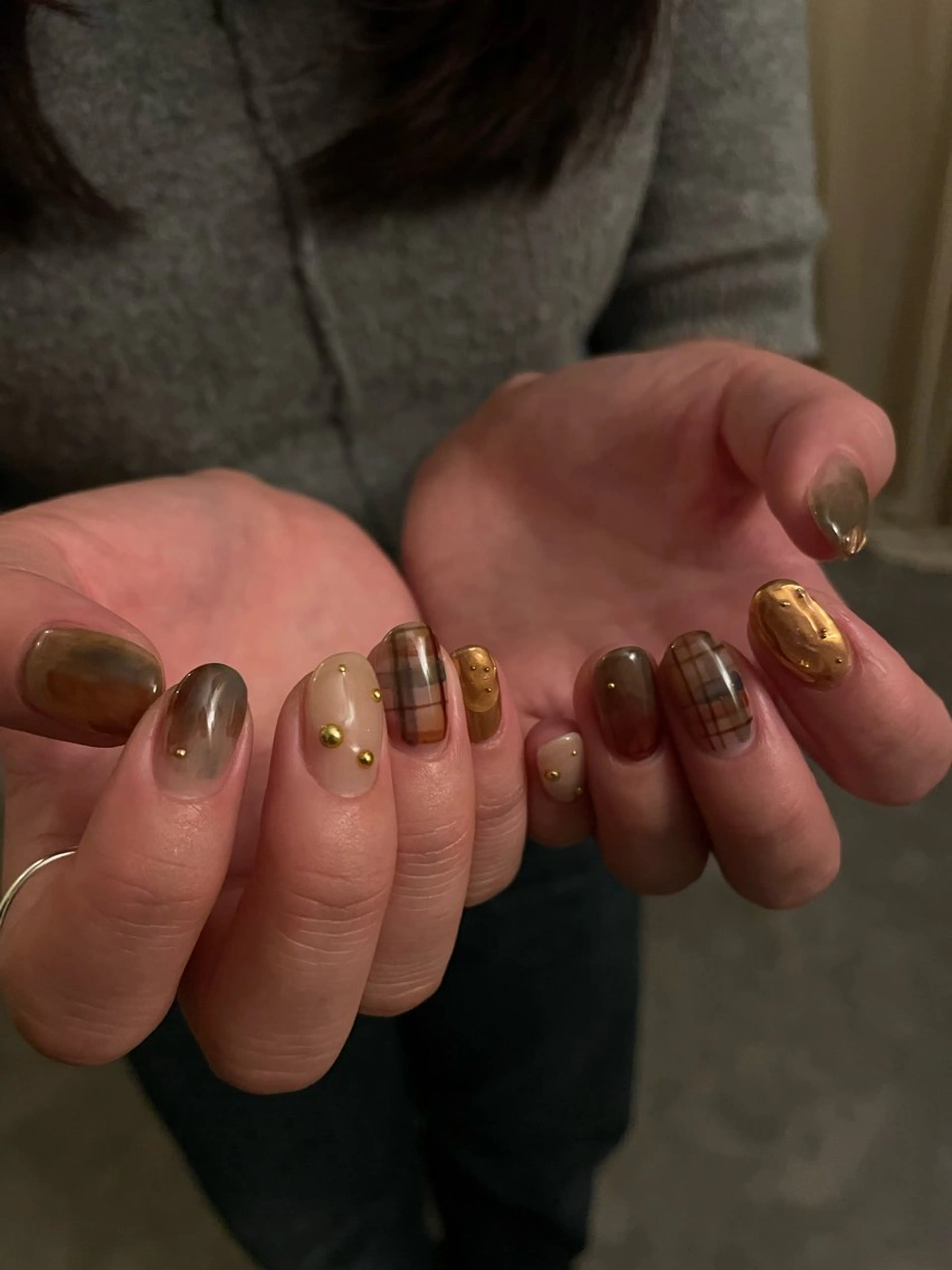 ネイル ハンドネイル roof nailのネイルデザイン