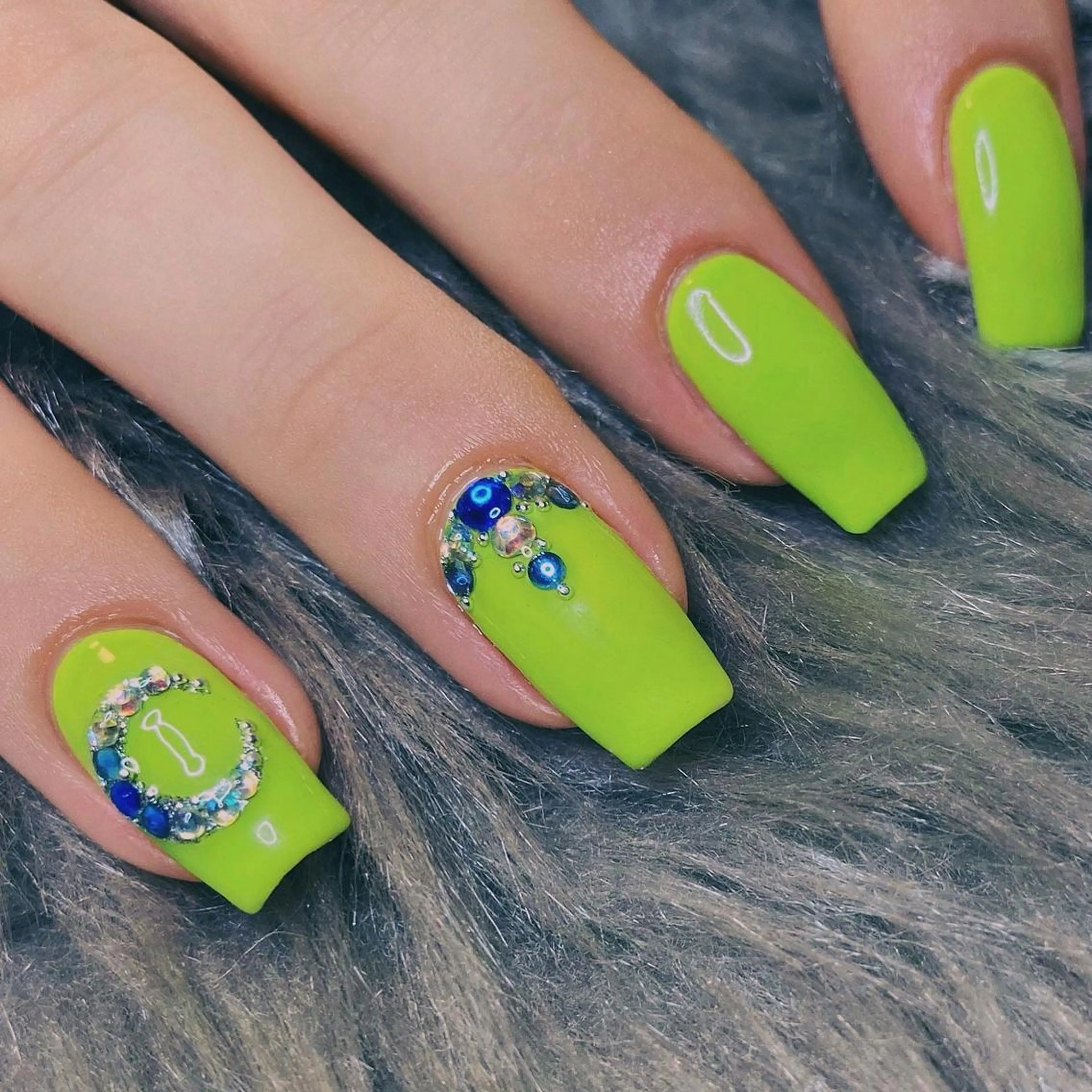 ネイル NOIROUGE所属・NOI ROUGEのネイルデザイン