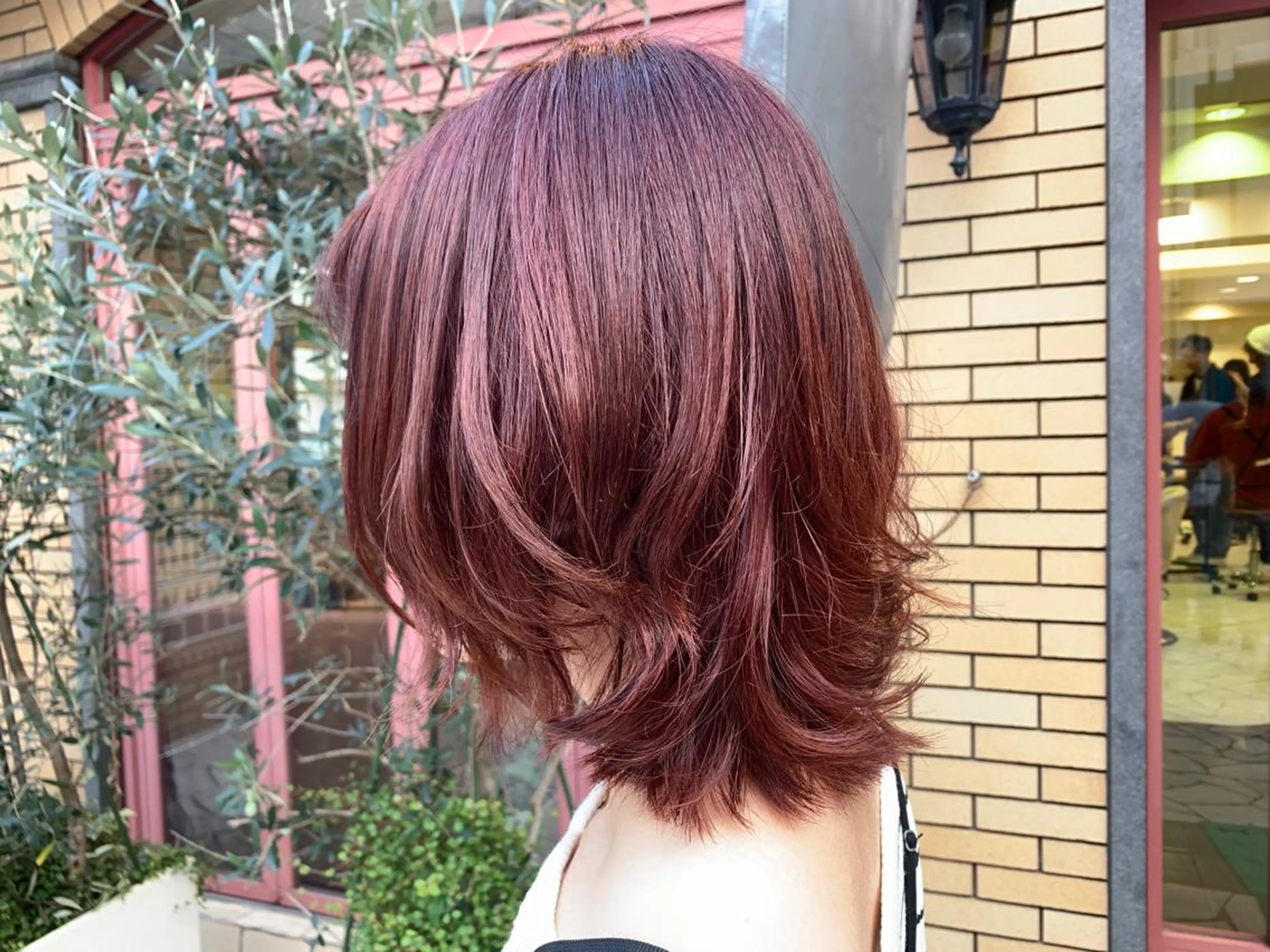 ミディアム カラー 今村 愛美のヘアスタイル