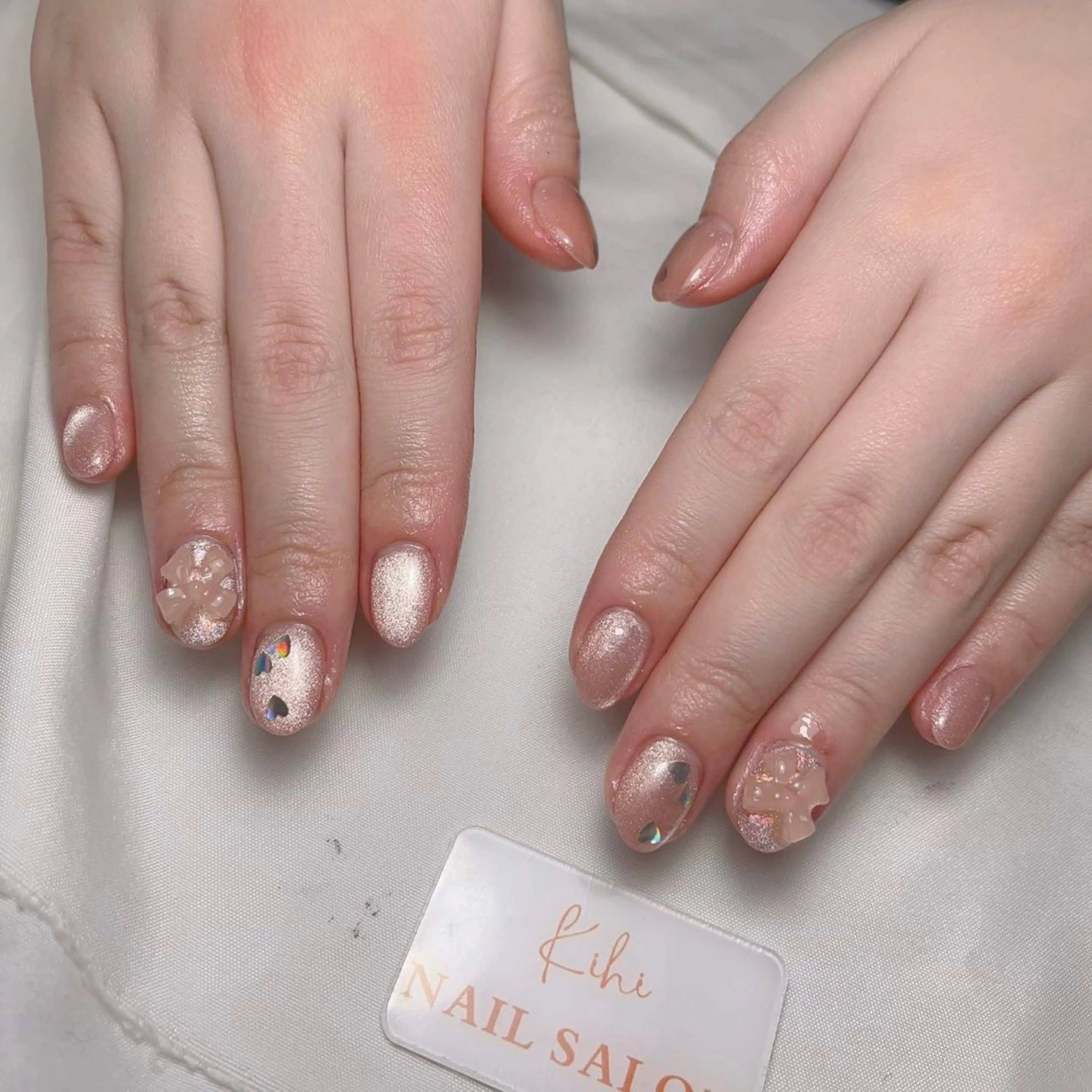 ネイル アートネイル フレンチネイル ジェルネイル グラデーション 韓国ネイル ハンドネイル 💕鈴木ユリ パラジェル/オフ無料のネイルデザイン