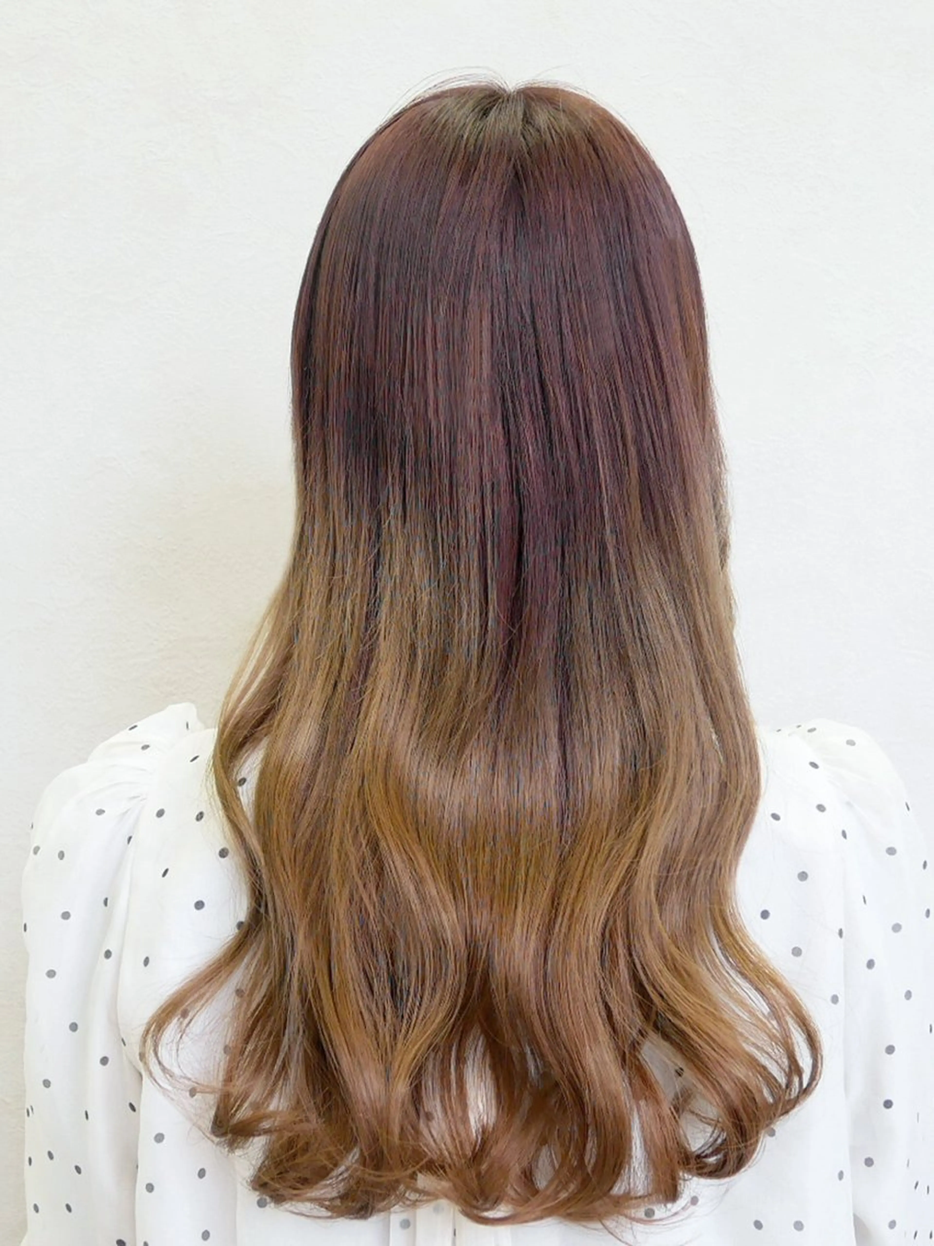 ロング カラー ブリーチ 透明感カラー ダブルカラー ブリーチなしカラー 顔まわりレイヤー 大人レイヤー& 透明感カラー💄のヘアスタイル