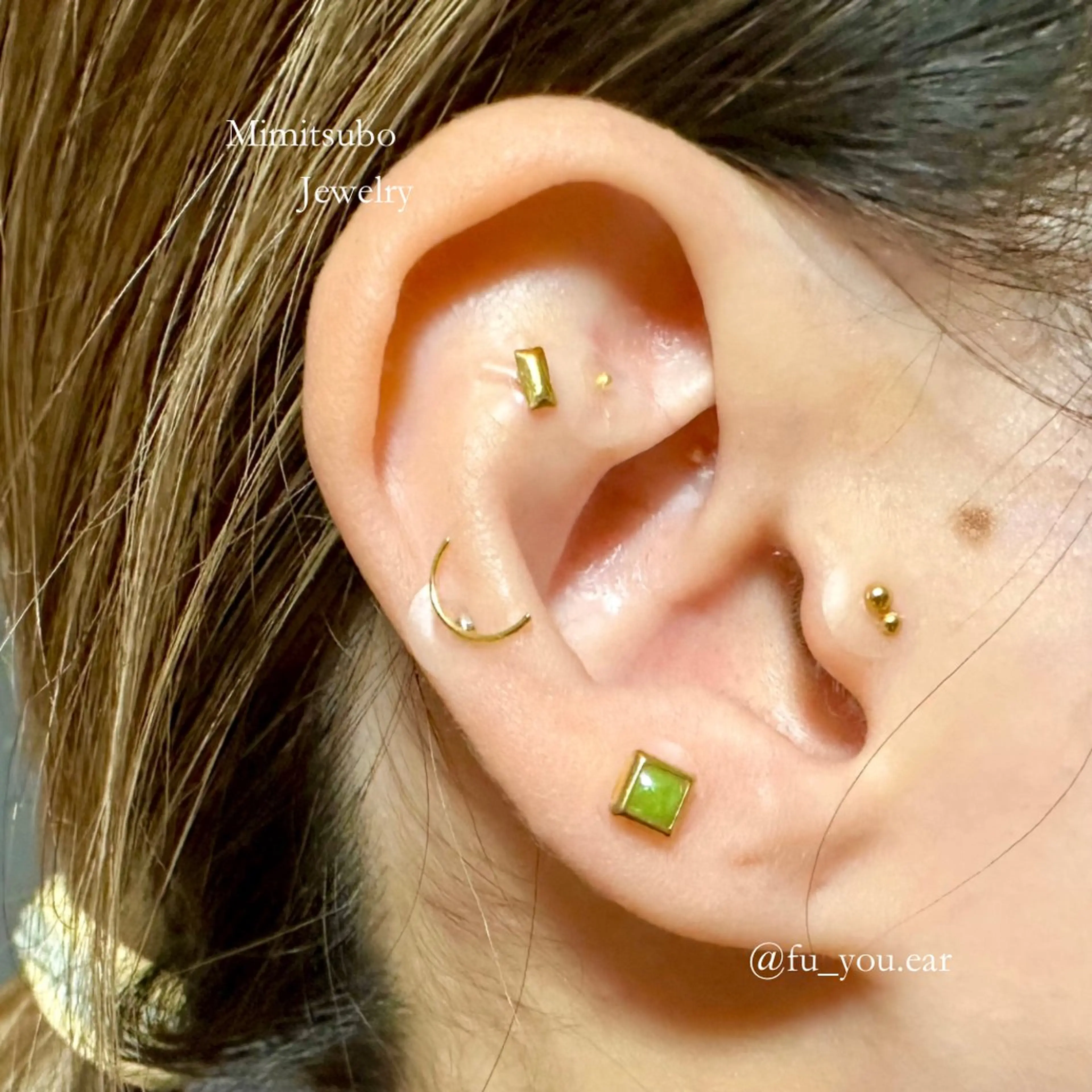 耳つぼジュエリー💎左右合わせて10粒の写真