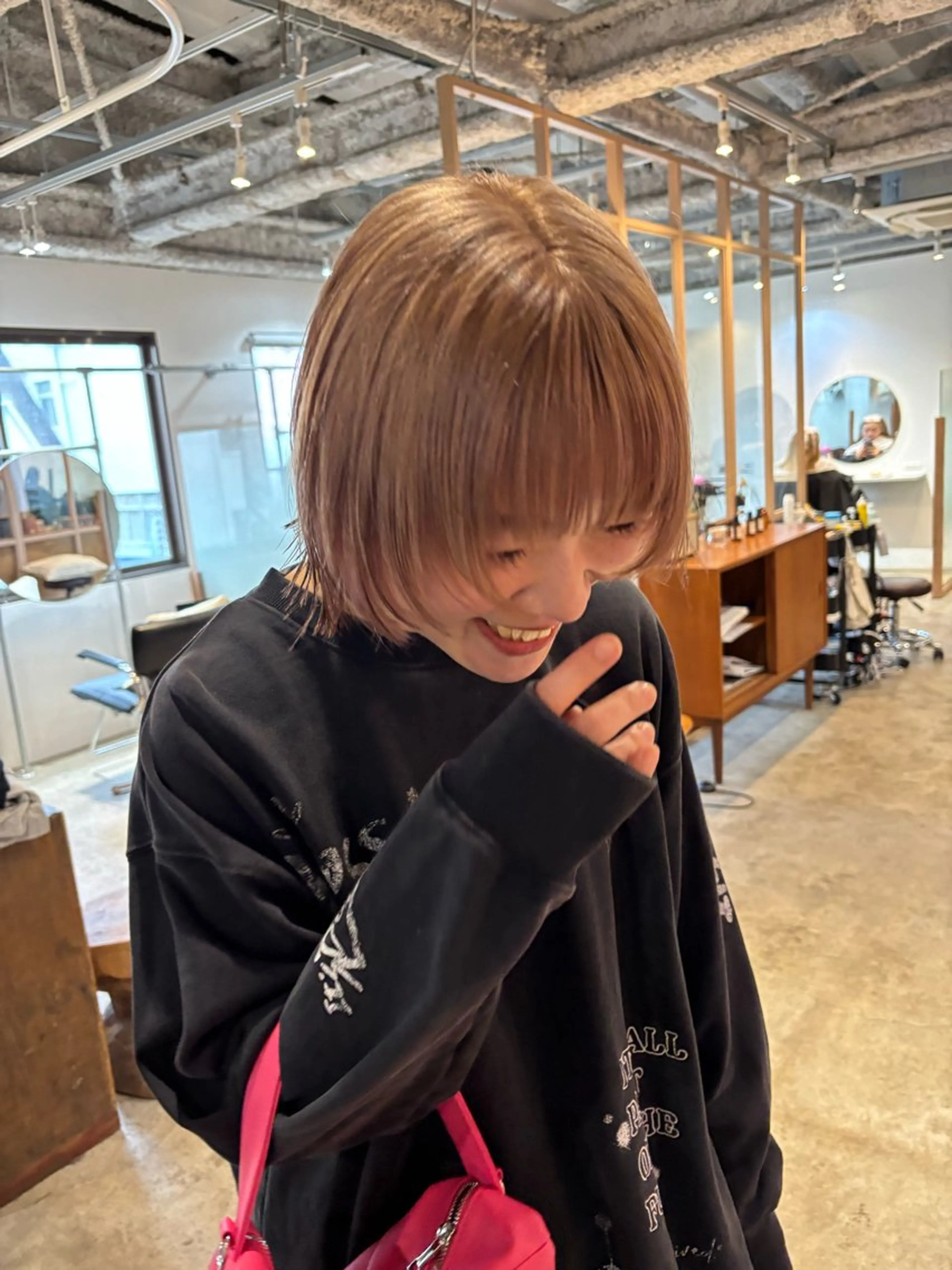 ショート カラー ヘアカラー トリートメント Hayashi Shioriのヘアスタイル