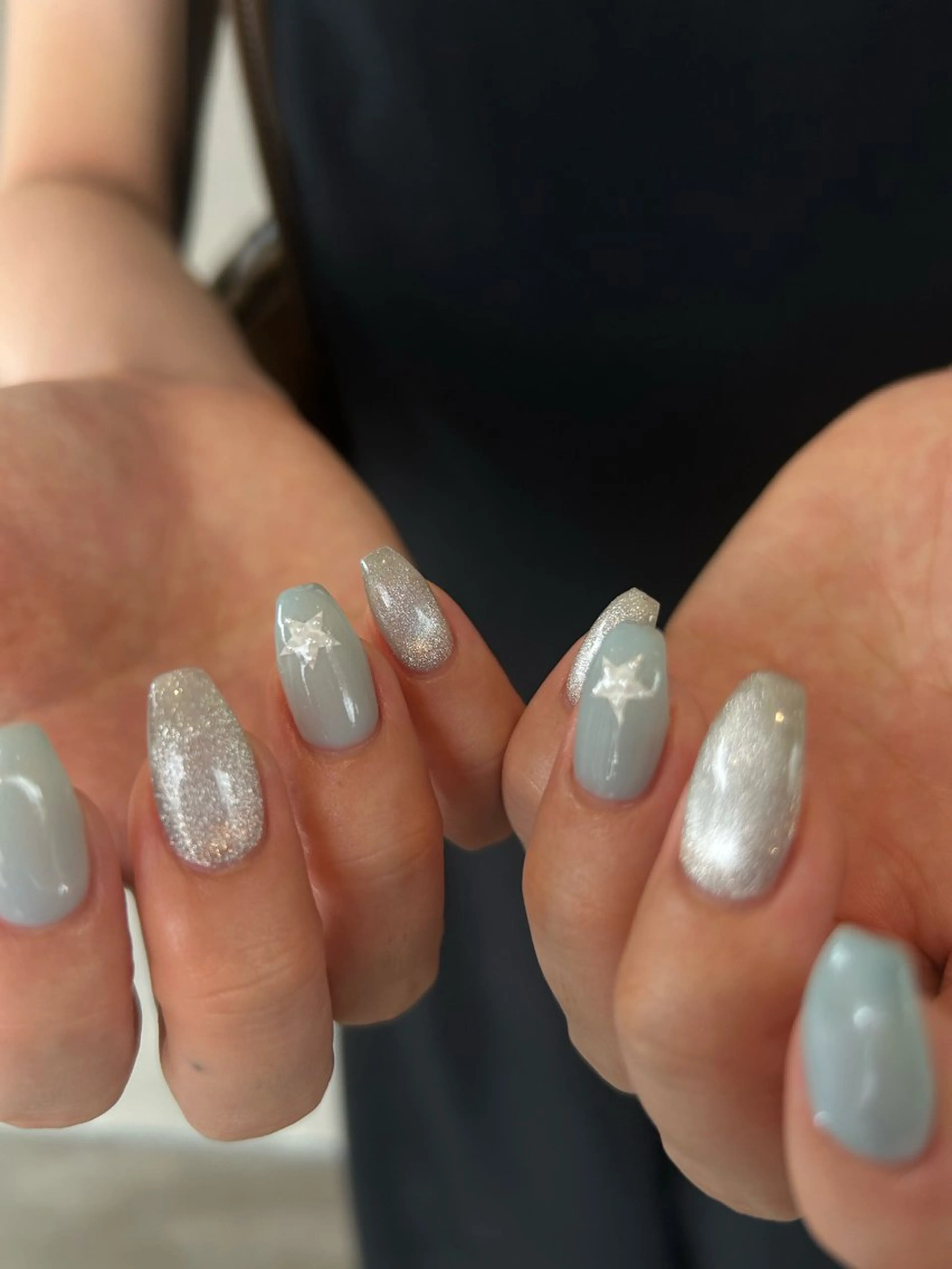 ネイル 水色 マグネットネイル ハンドネイル tote. harunaのネイルデザイン