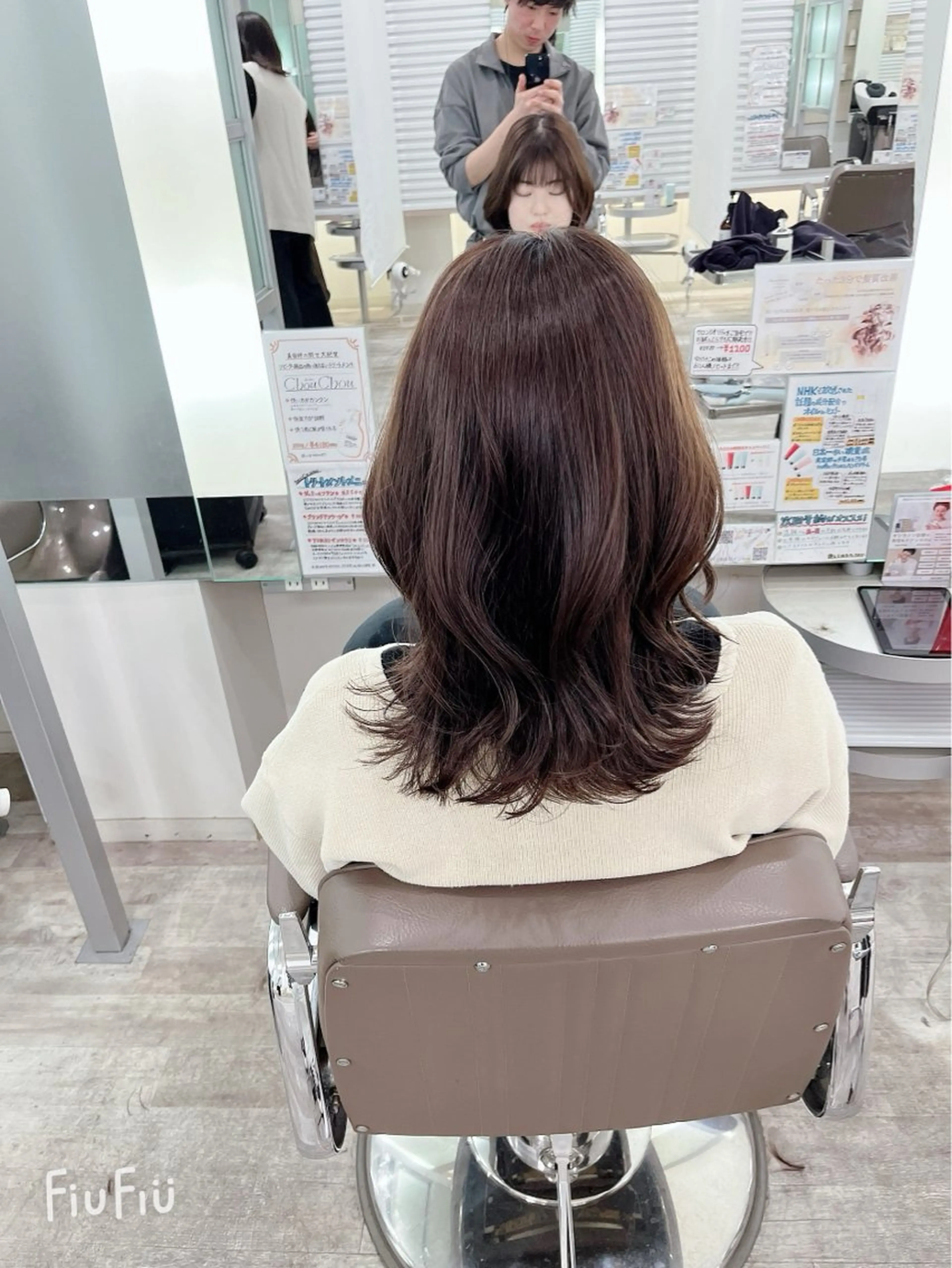 ショート 新宿/小顔レイヤー/ 顔まわり/西慶太朗のヘアスタイル